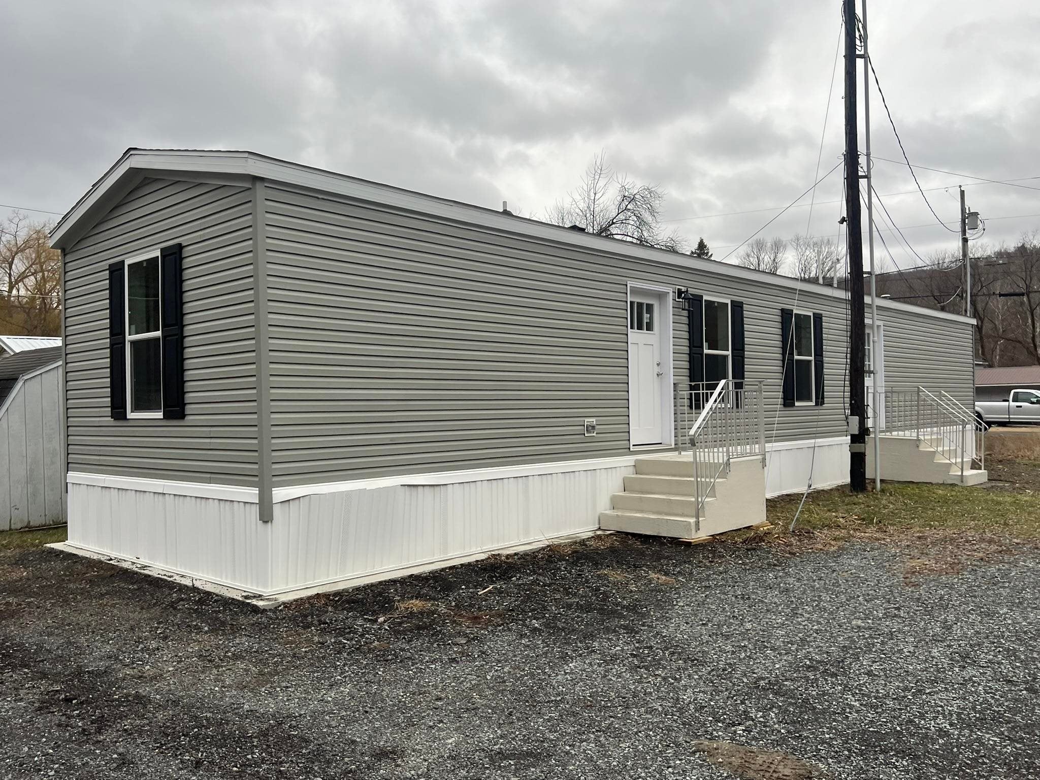 15 Blake Drive — photo