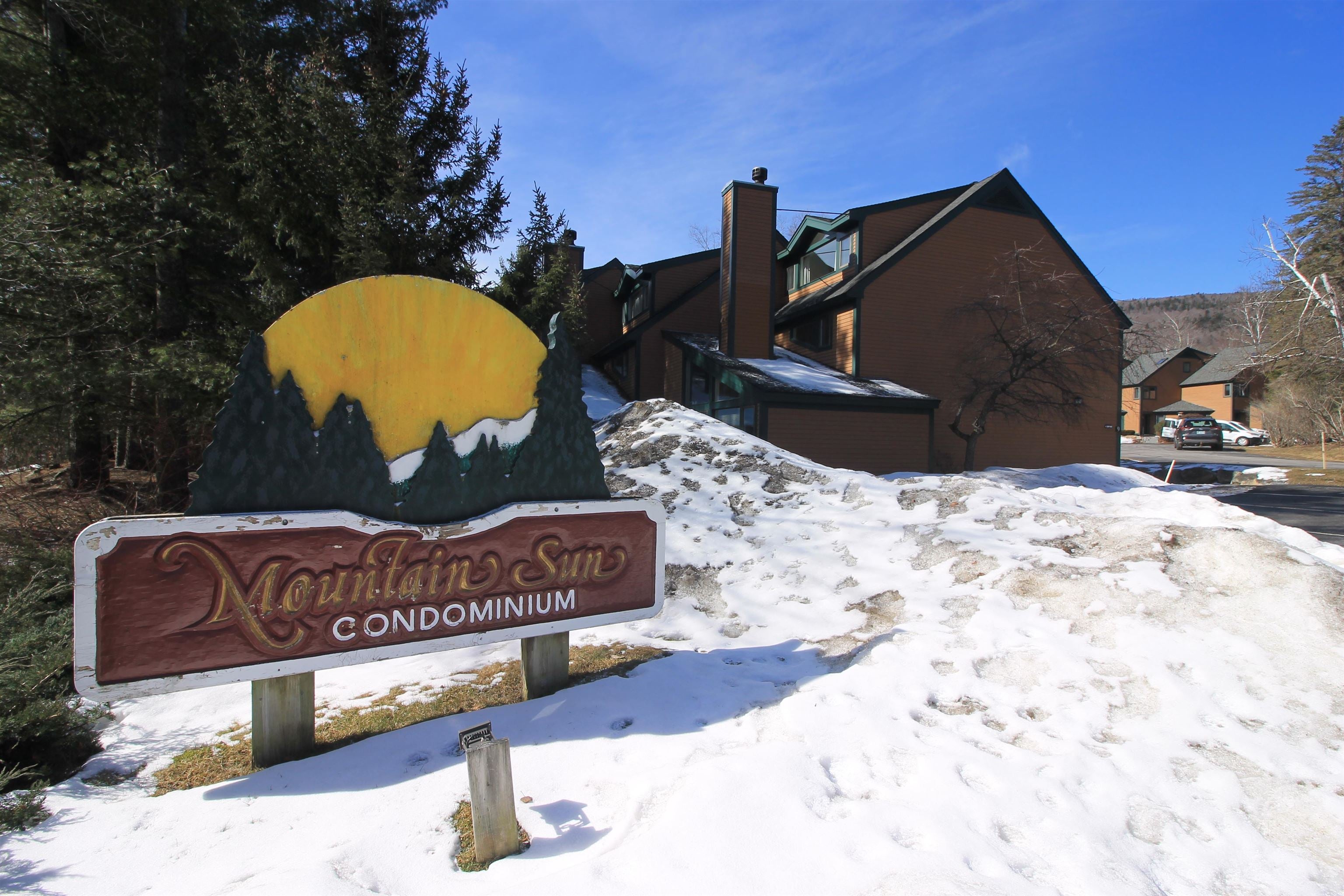 9 Mountain Sun Way 18C — photo