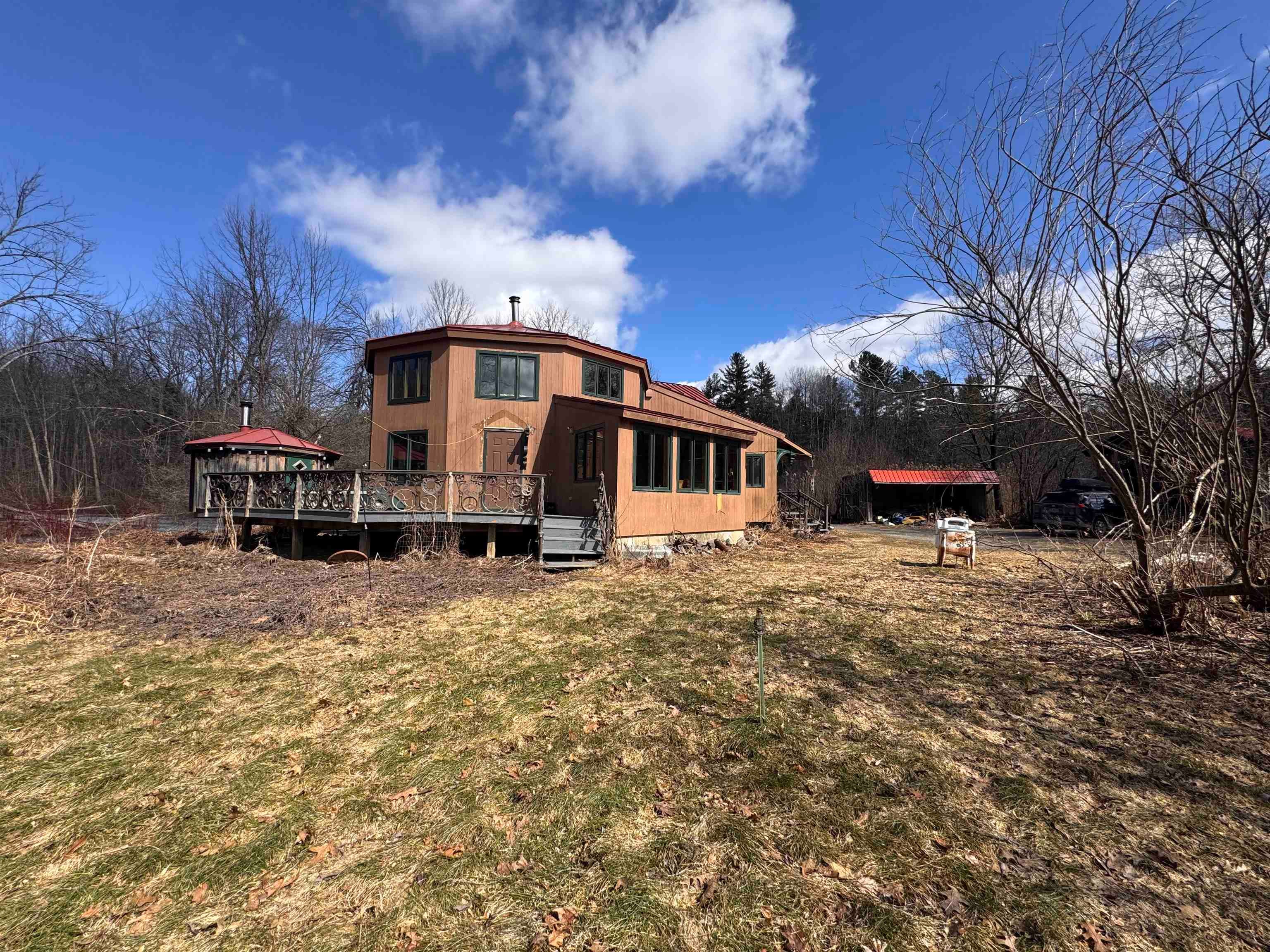 652 Lewis Creek Road — photo