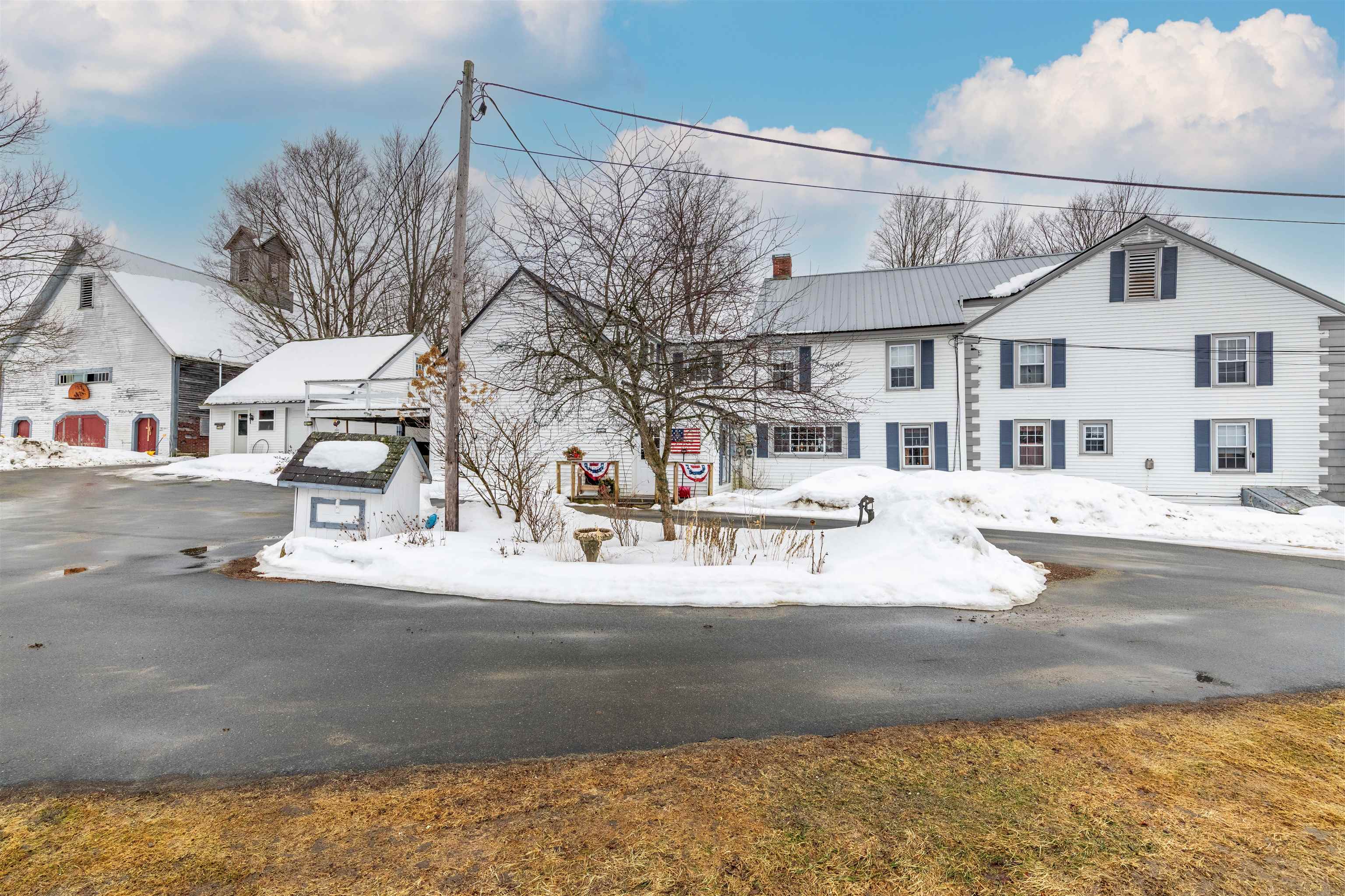 412 Dartmouth College Highway — photo