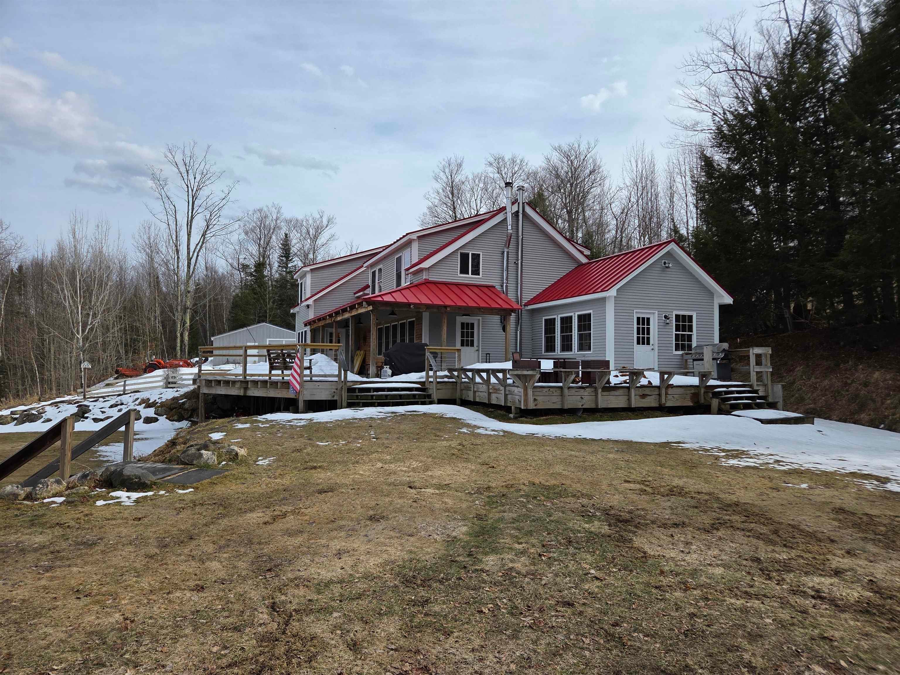 2171 Duck Pond Road — photo