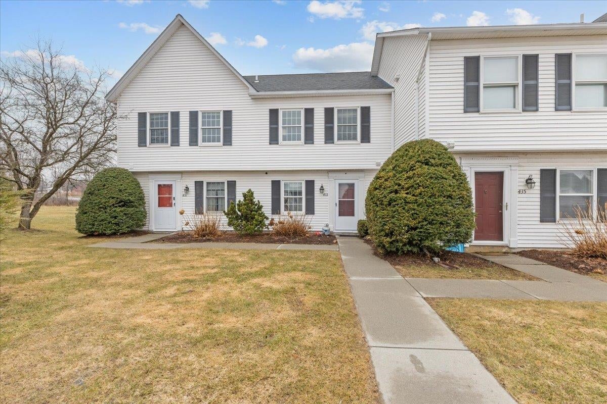 433 Westview Circle — photo