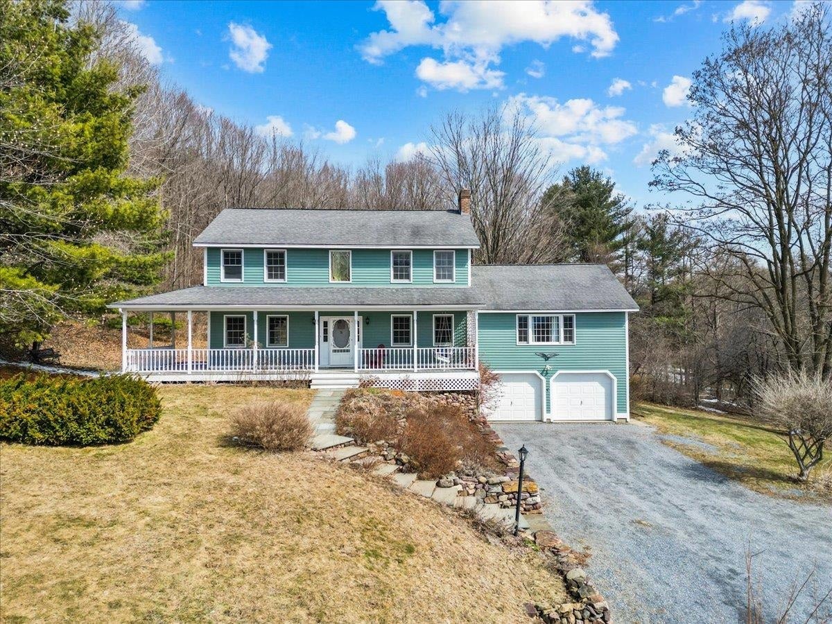 76 Red Tail Lane — photo