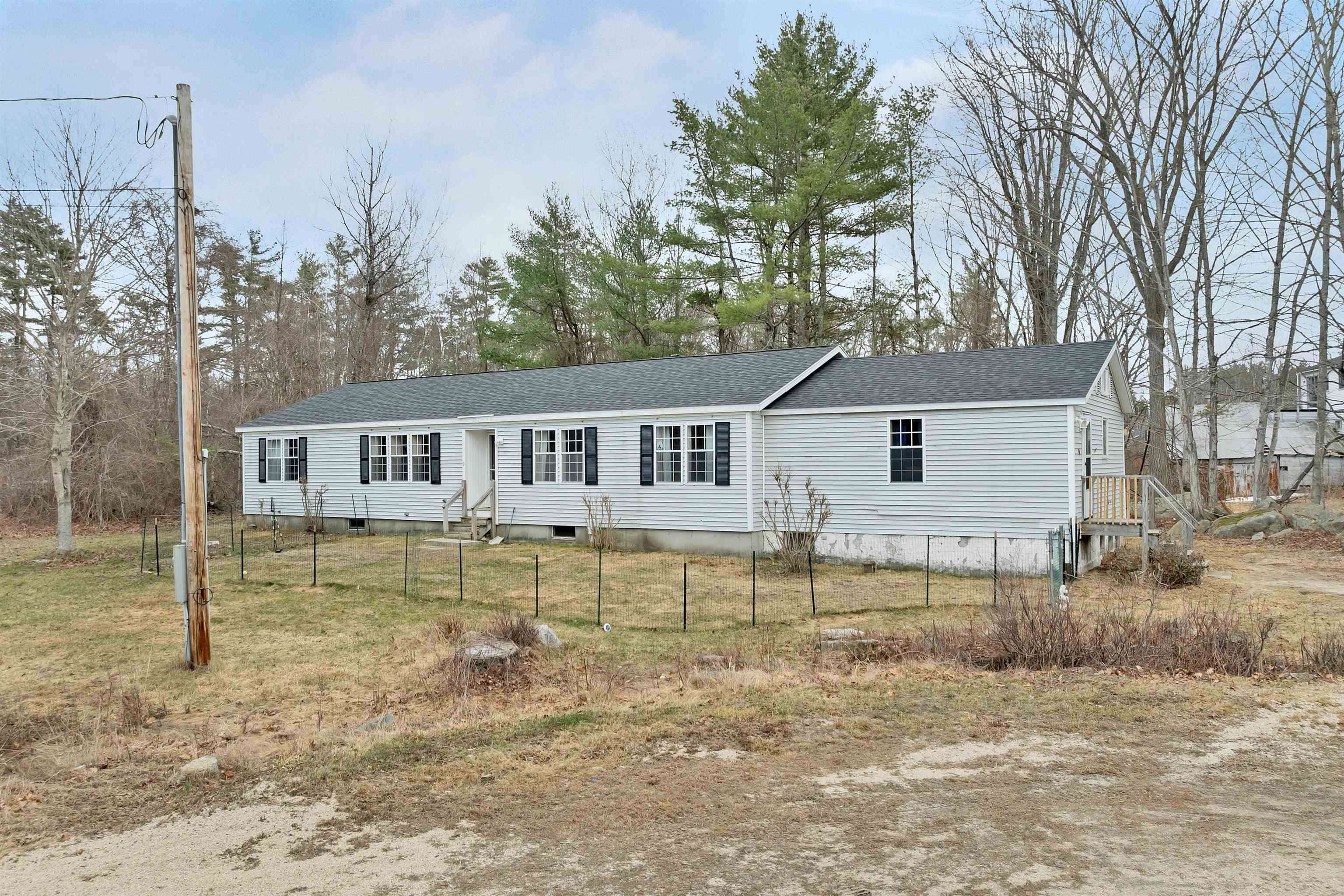 9 Hemlock Drive — photo