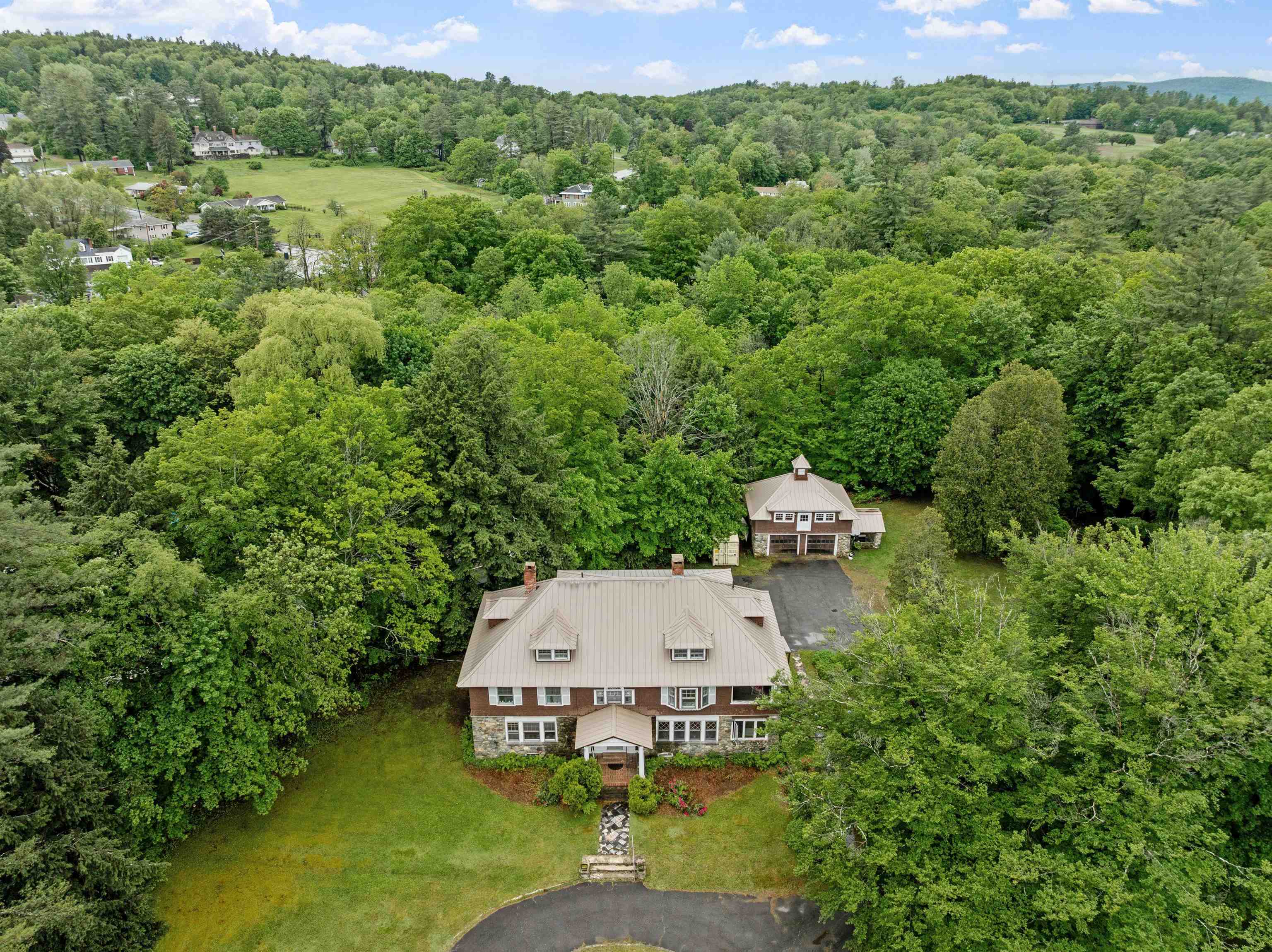 1 Foster Place — photo