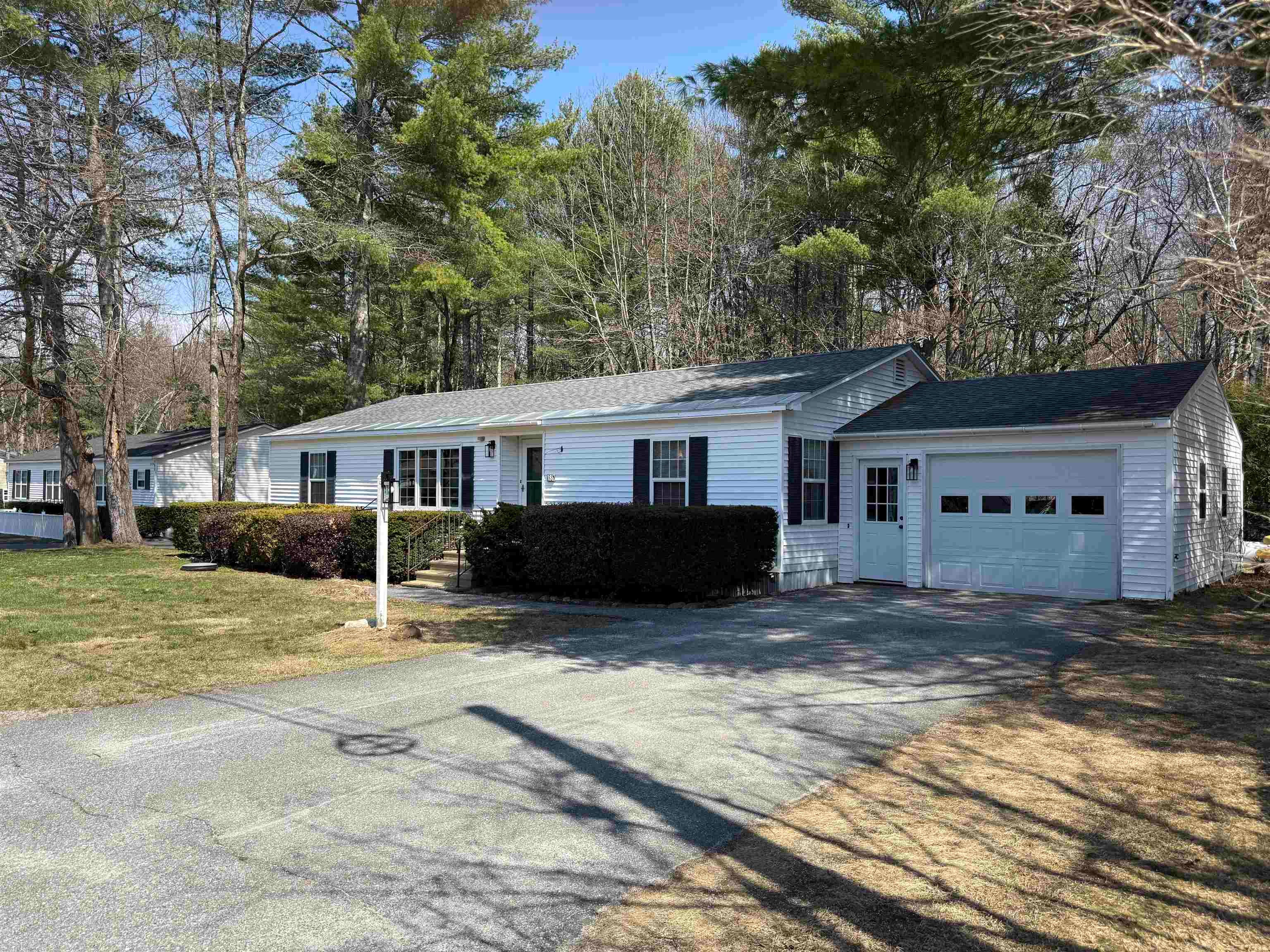 186 Deer Path Road — photo