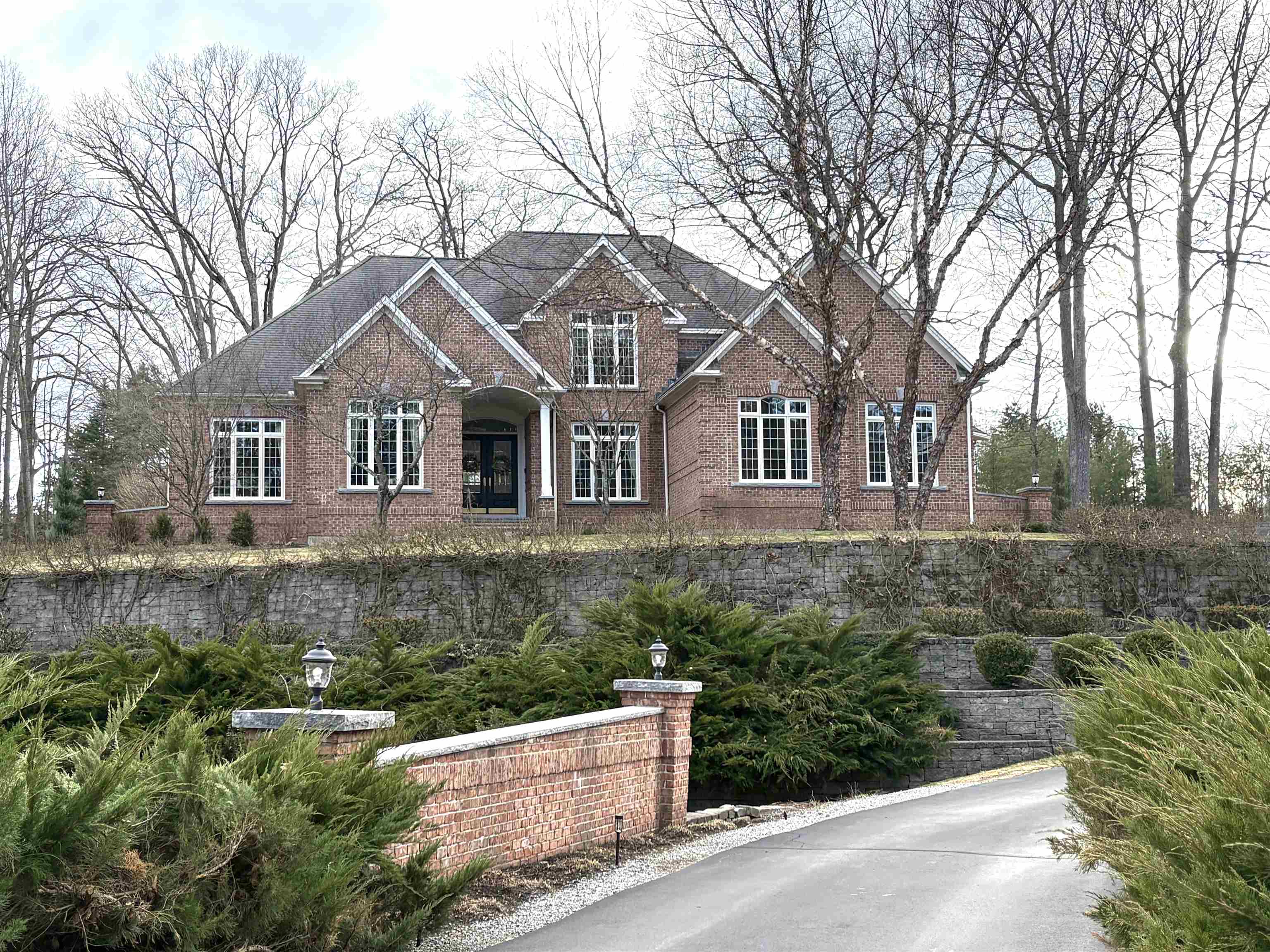 60 Riddle Drive — photo