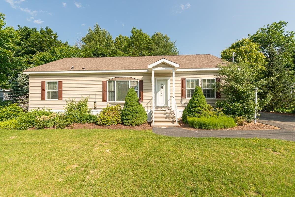 6 Mapleshade Drive — photo