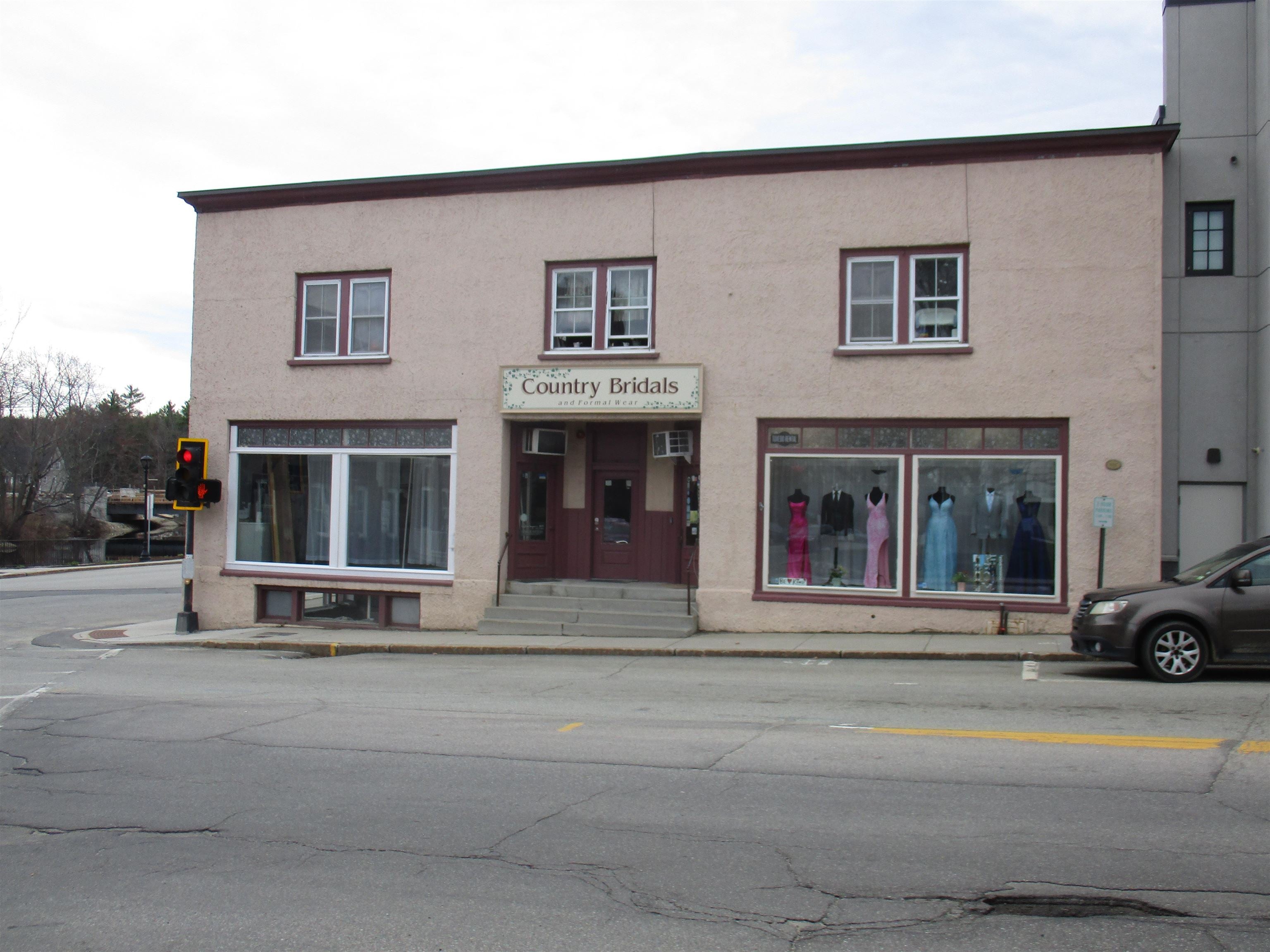 17 Main Street — photo