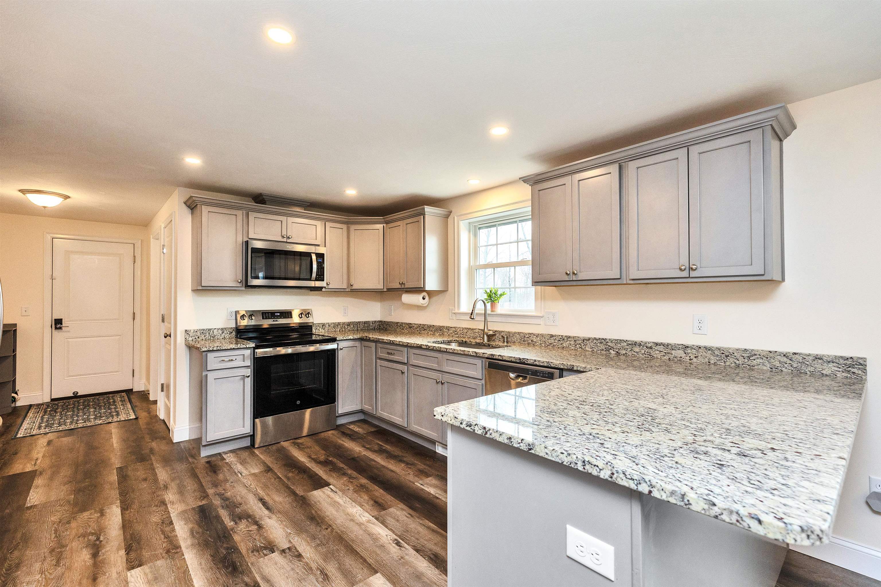 117 Timber Ridge Drive, Milford, NH 03055 — photo 3