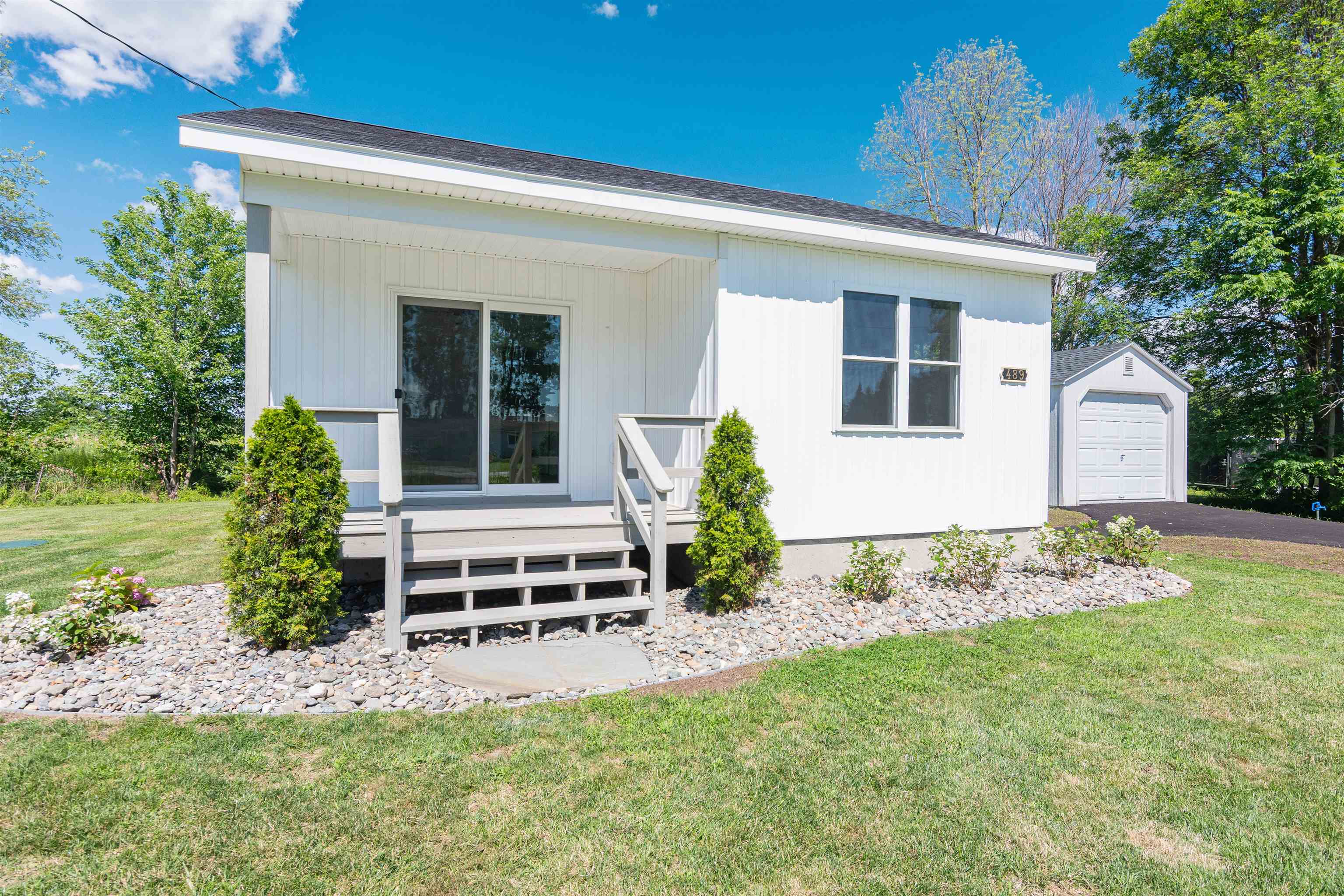 489 Lakewood Drive 38 — photo