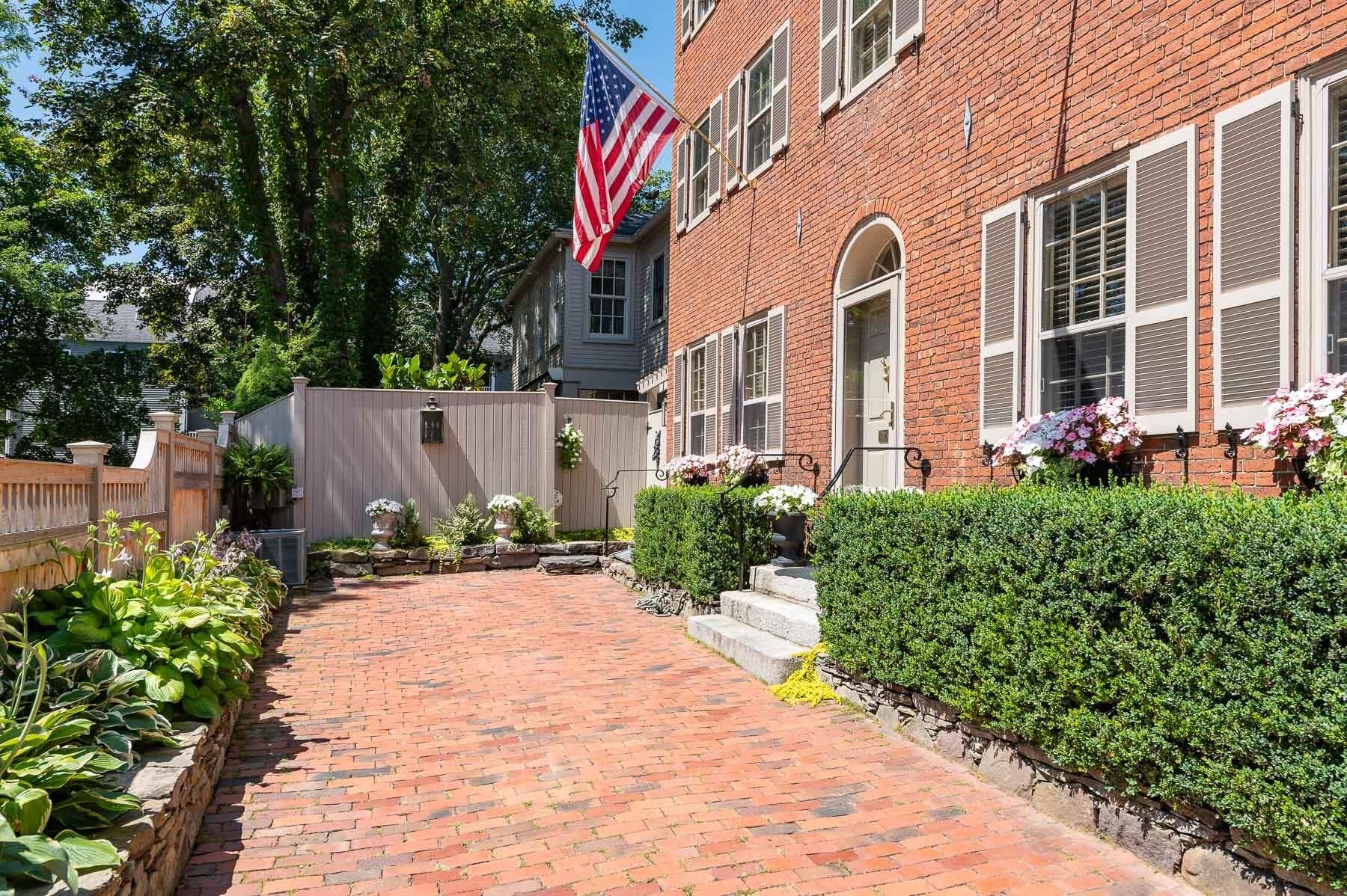 20 Atkinson Street — photo