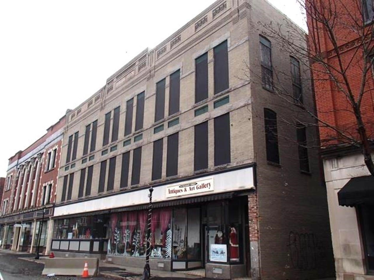 19 Pleasant Street — photo