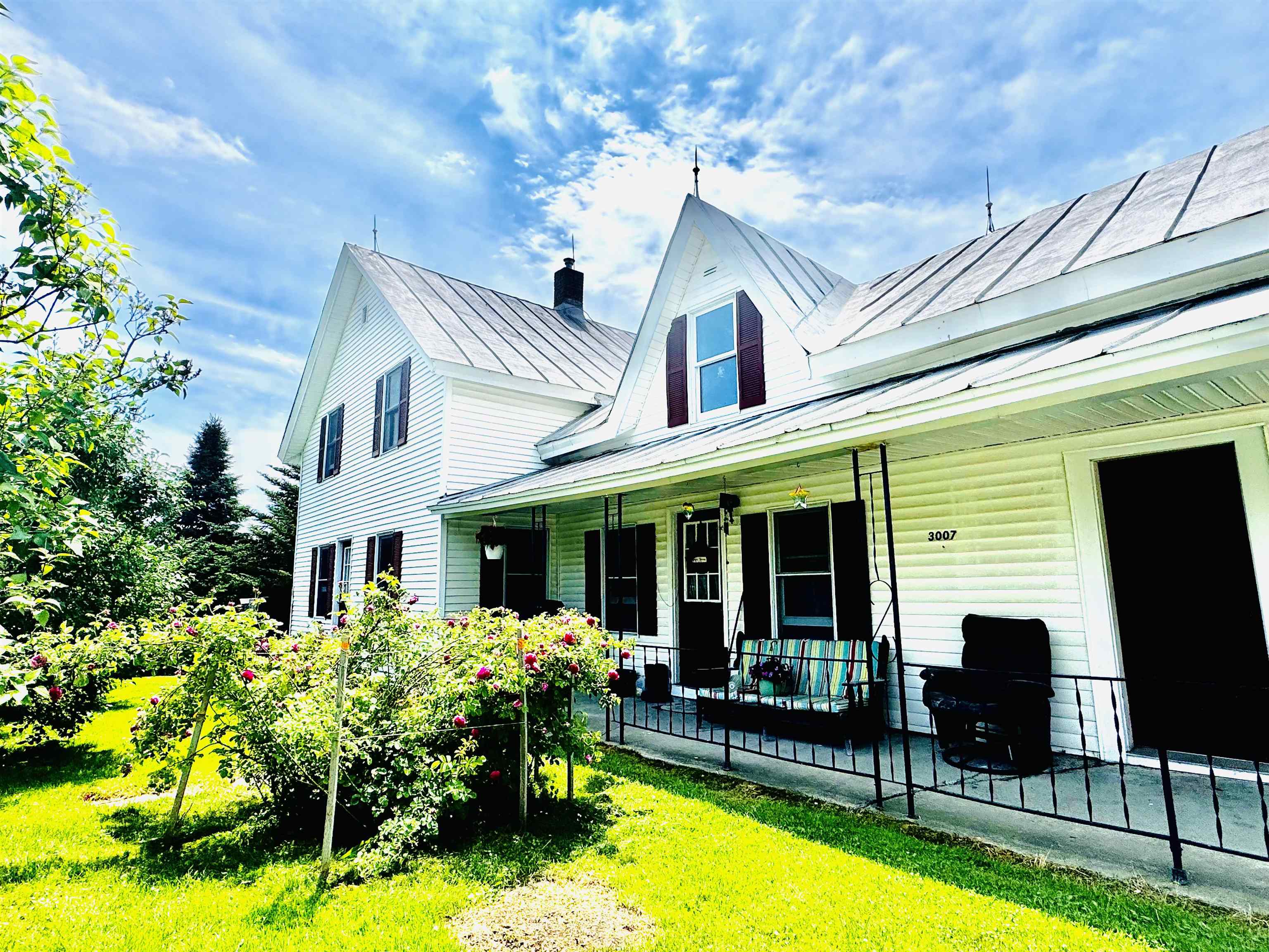 3007 Vt Route 108 North — photo