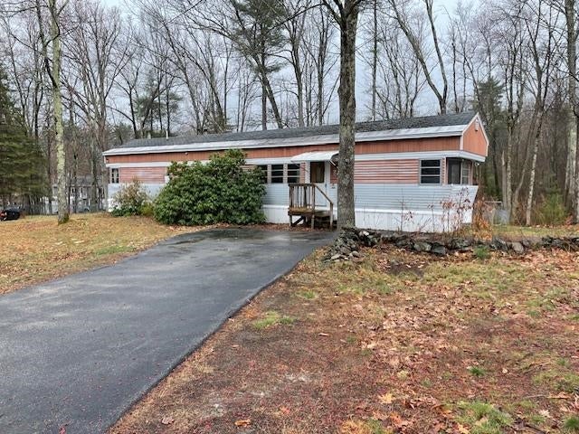 10 Fox Lane, Rochester, NH 03867