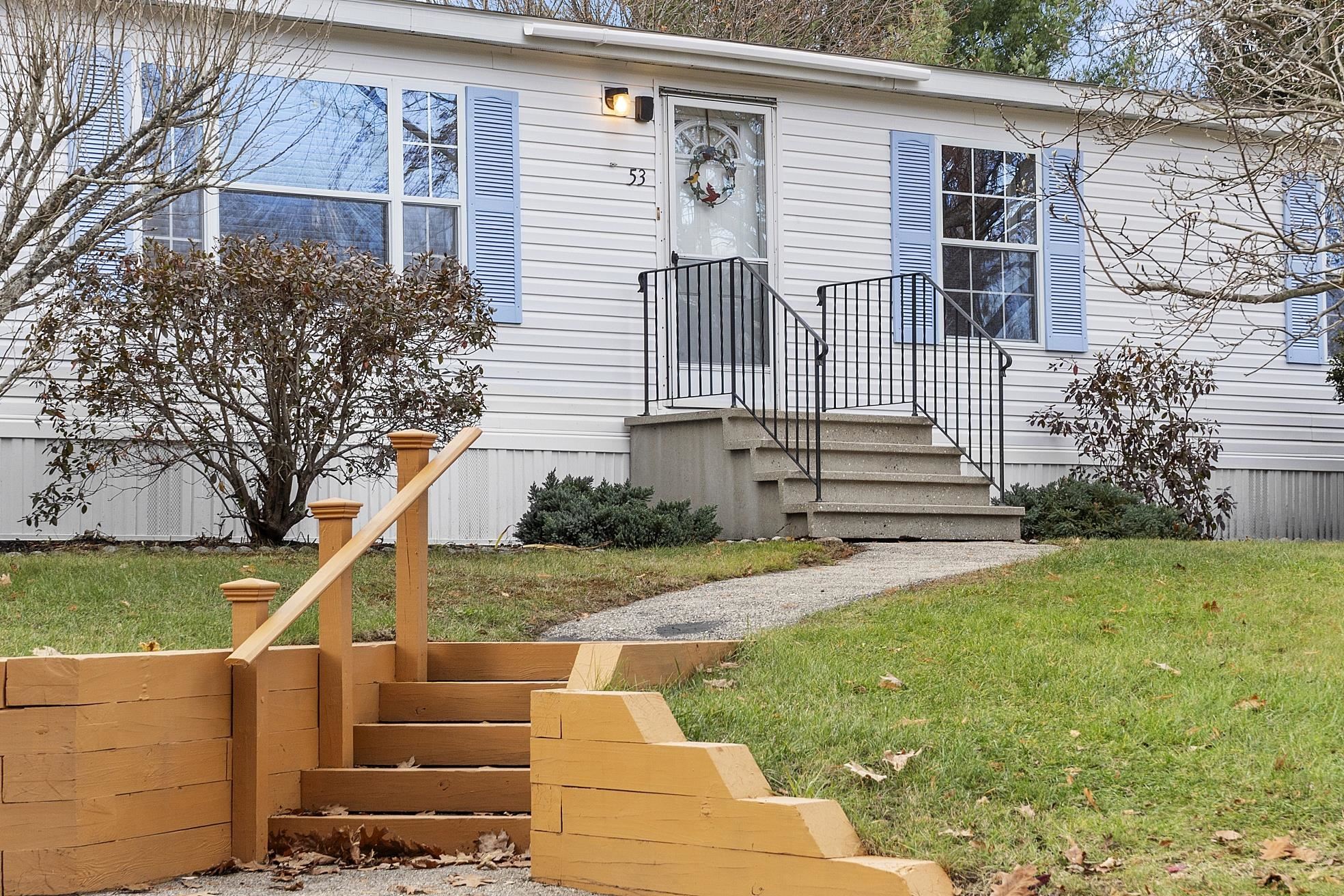 53 Oak Drive — photo