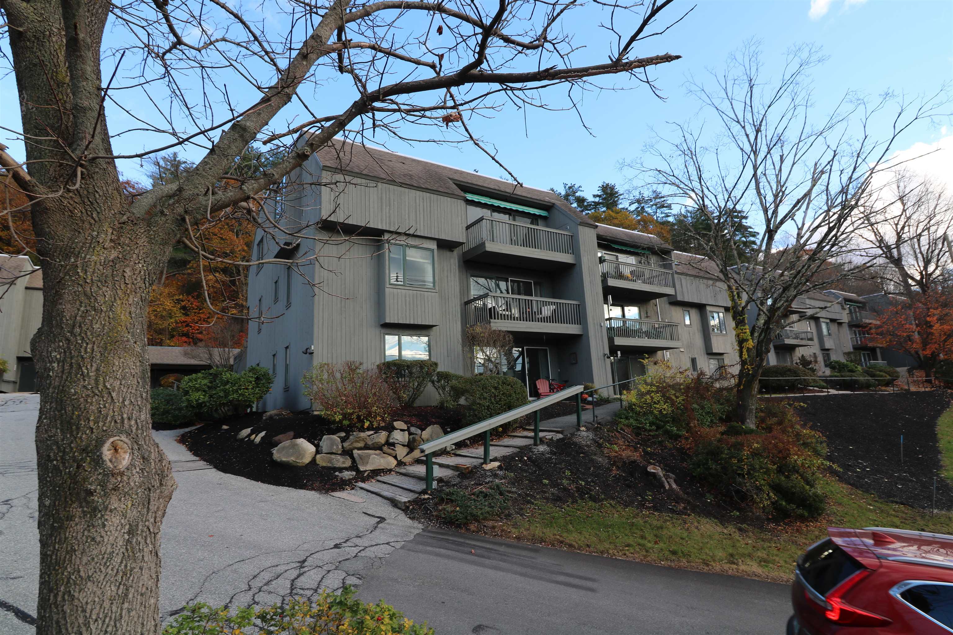 1 Pine Street C-32 — photo