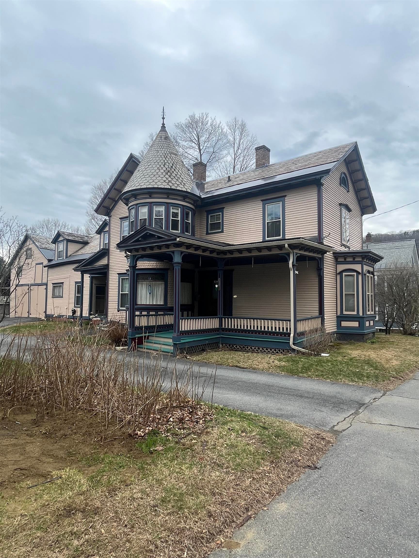 24 School Street, Rockingham, VT 05101 — photo 2