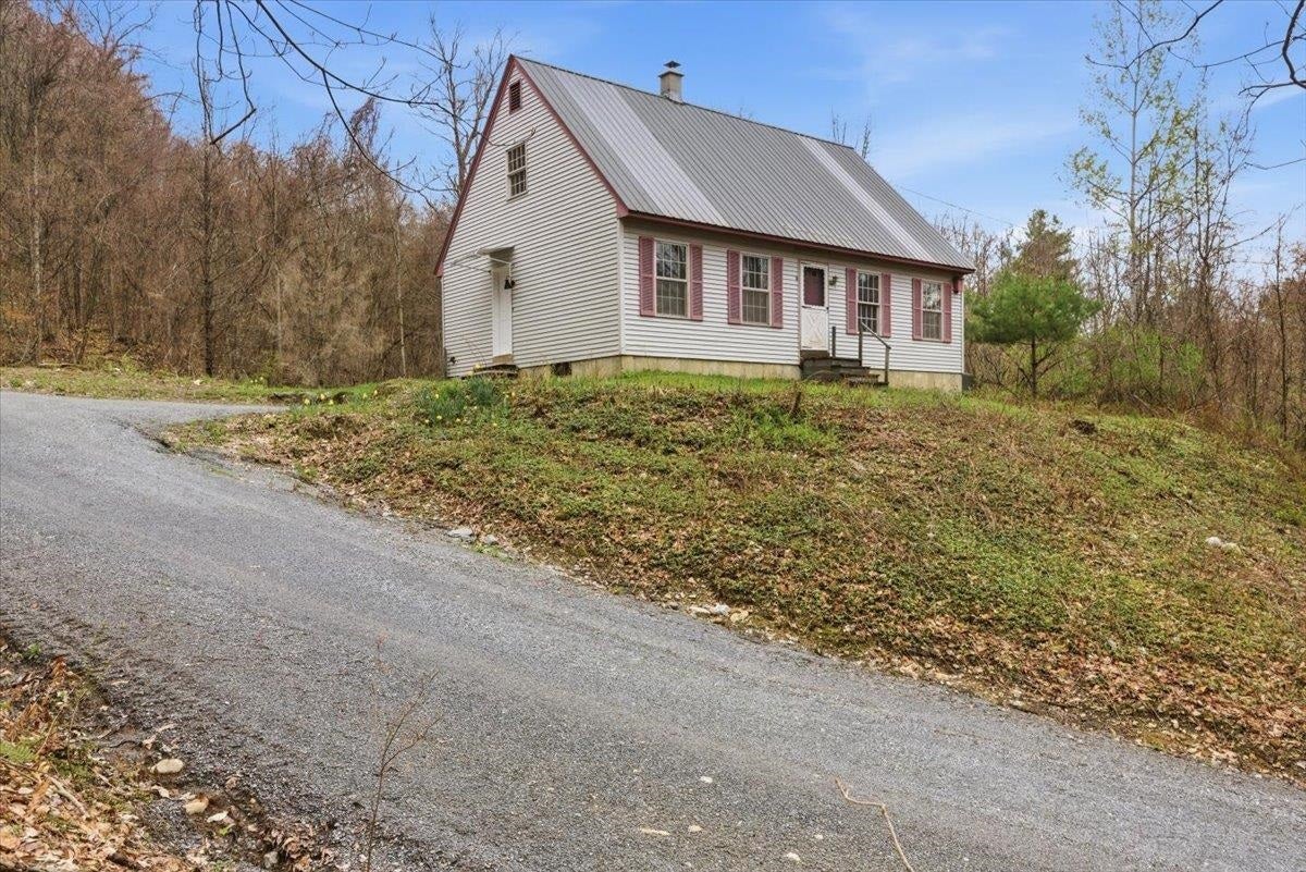 250 Shepherd Lane — photo