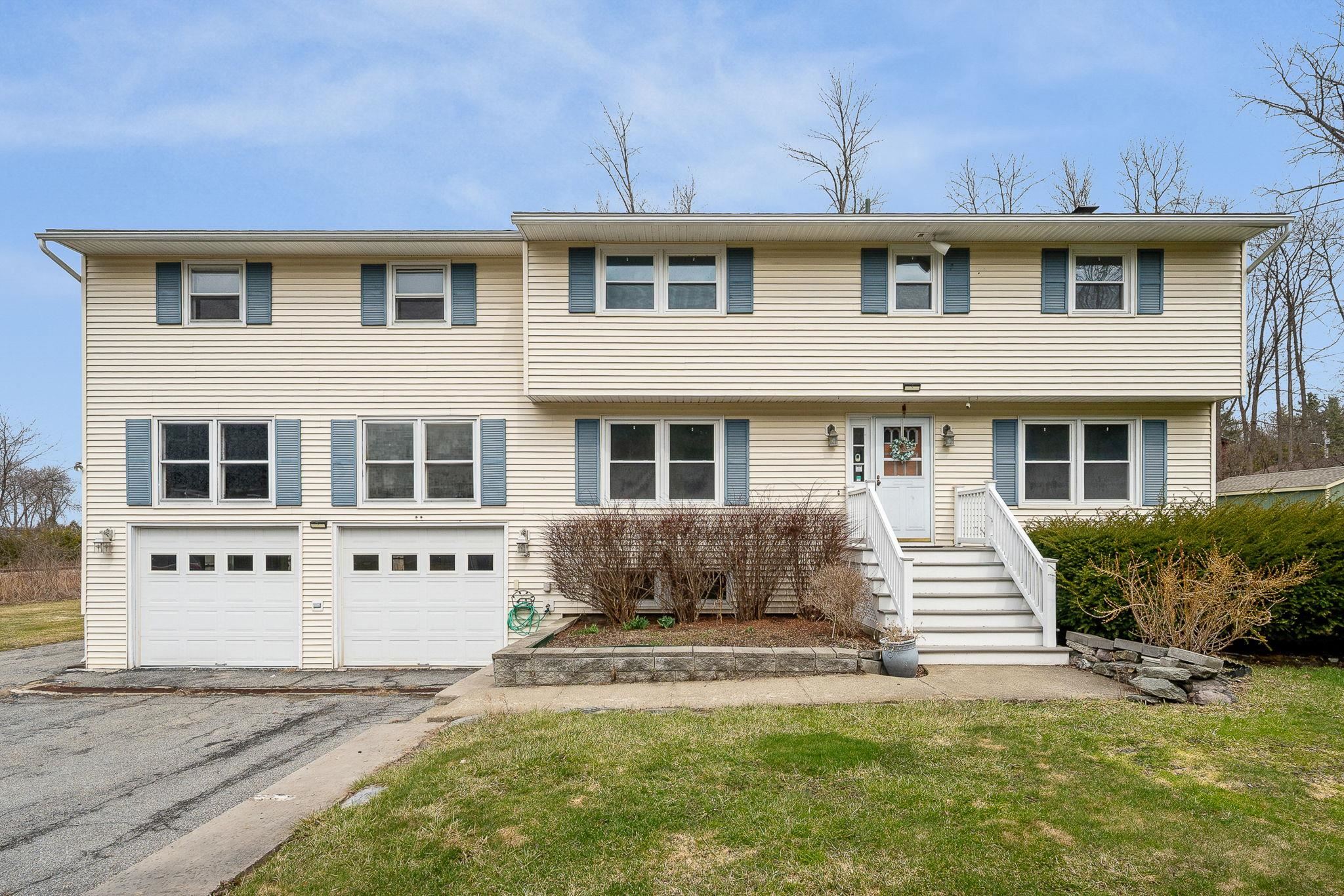 166 Lakeview Drive — photo