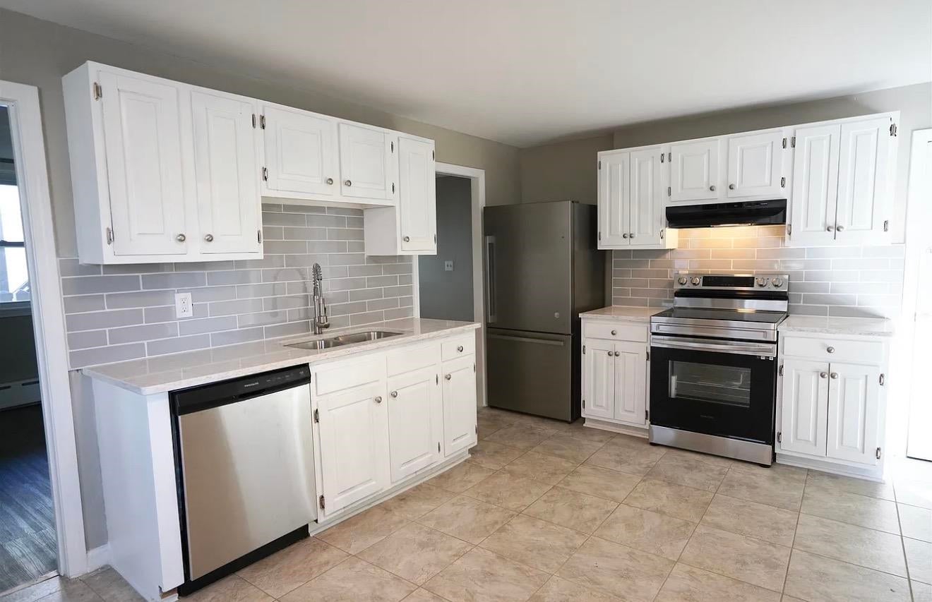 520 Beech Street 1L — photo