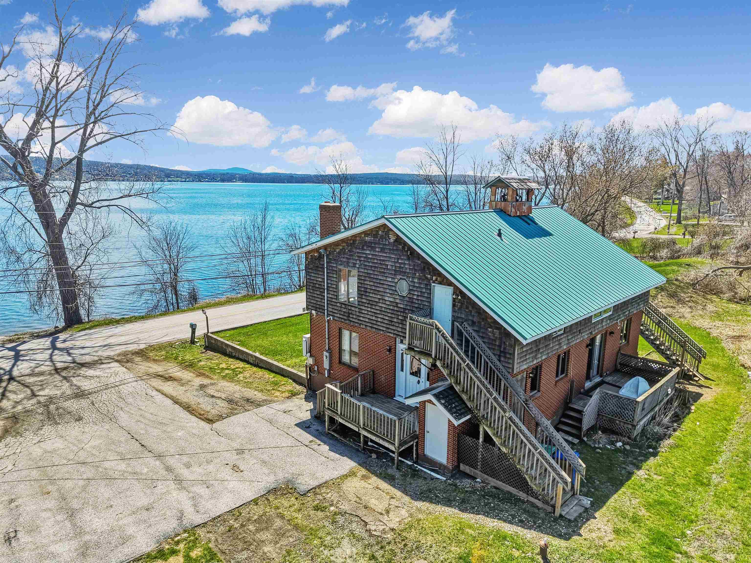256 Hathaway Point Road — photo