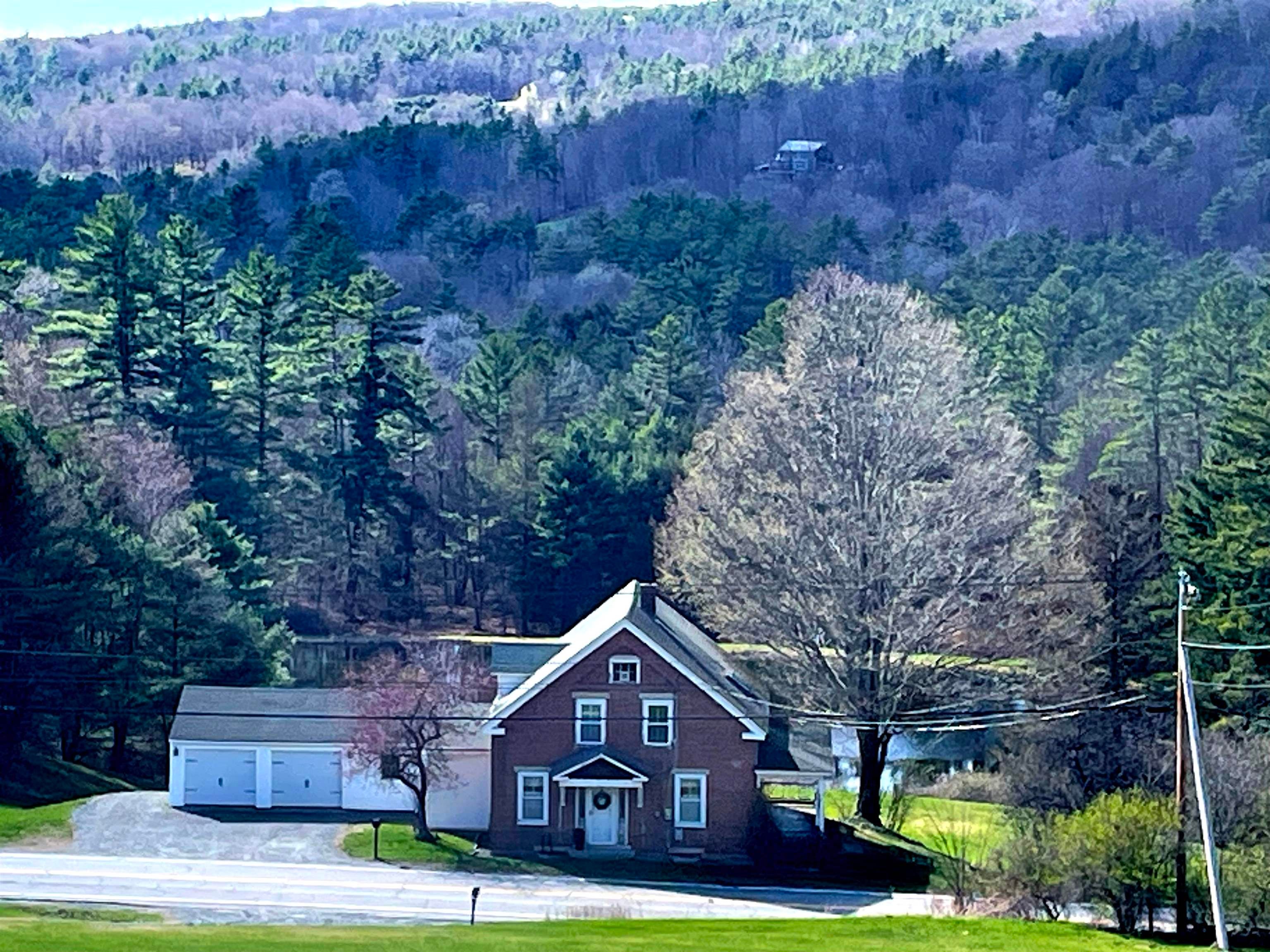 992 Route 120 — photo