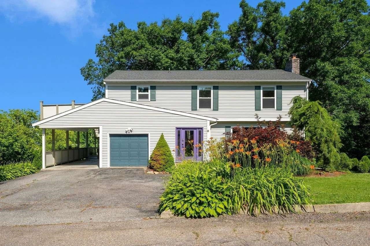 46 Chittenden Drive — photo
