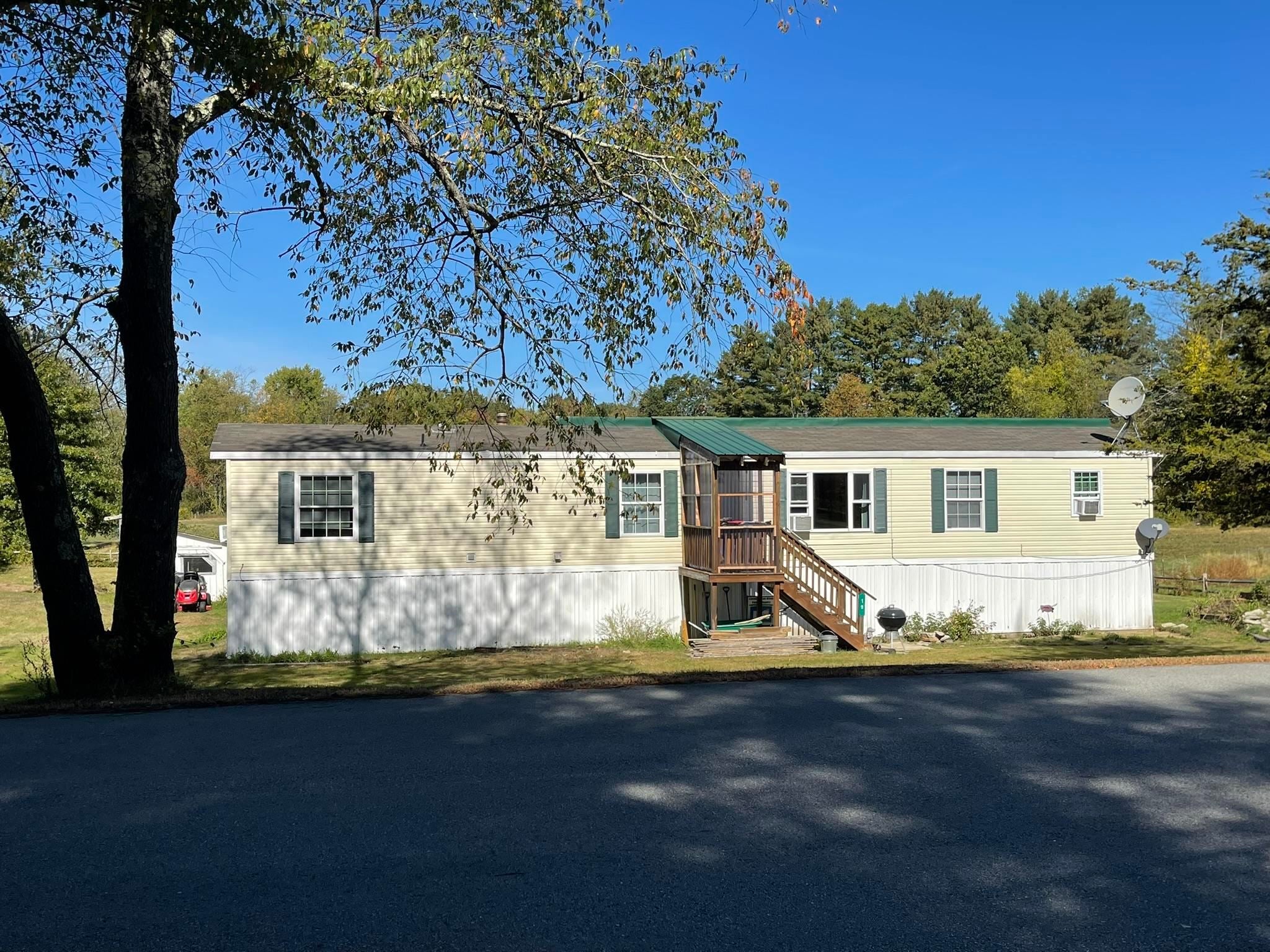 19 Back Ashuelot Road — photo