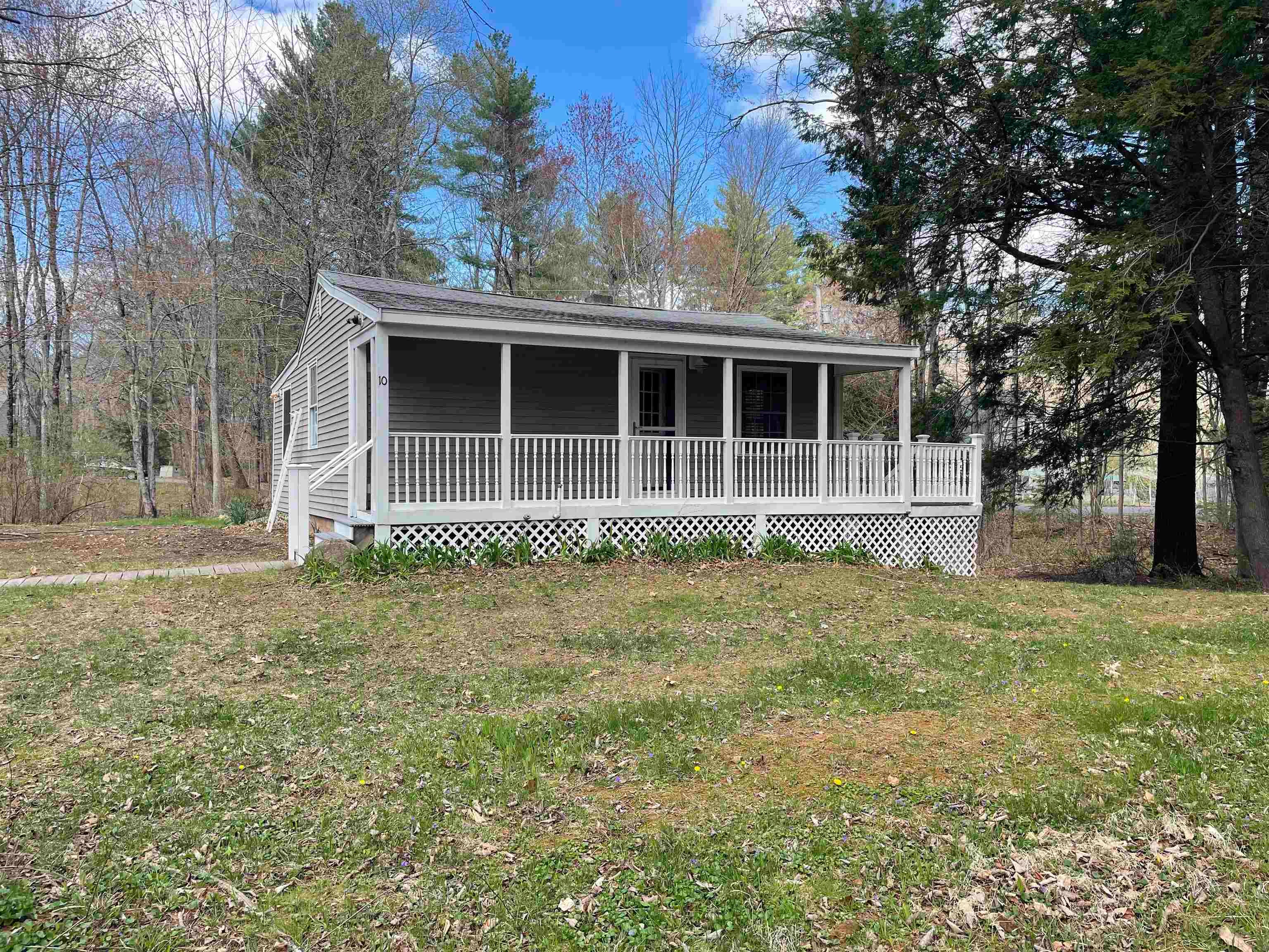 10 Thorne Road Cottage — photo