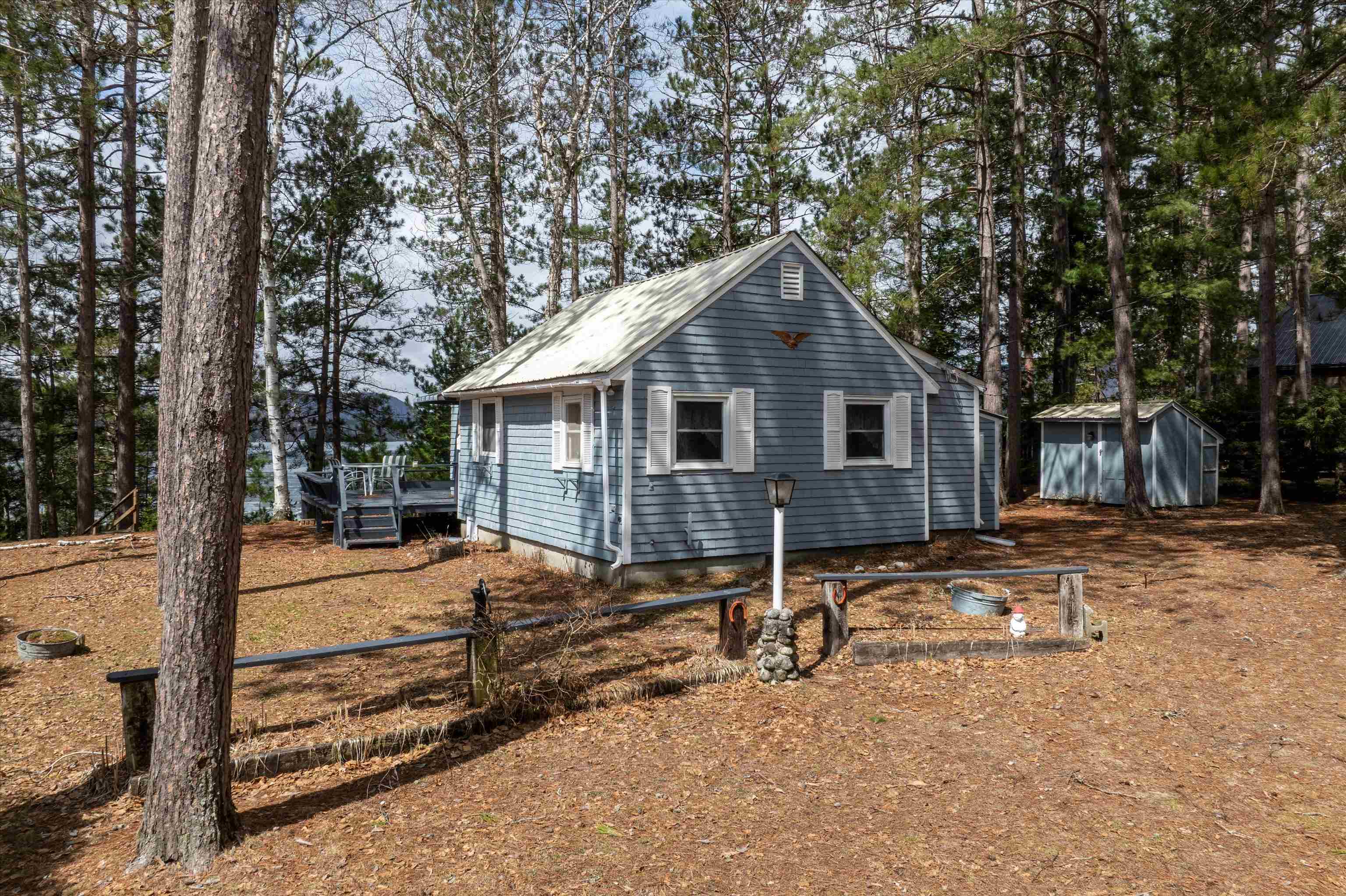 1143 Lakeshore Drive — photo