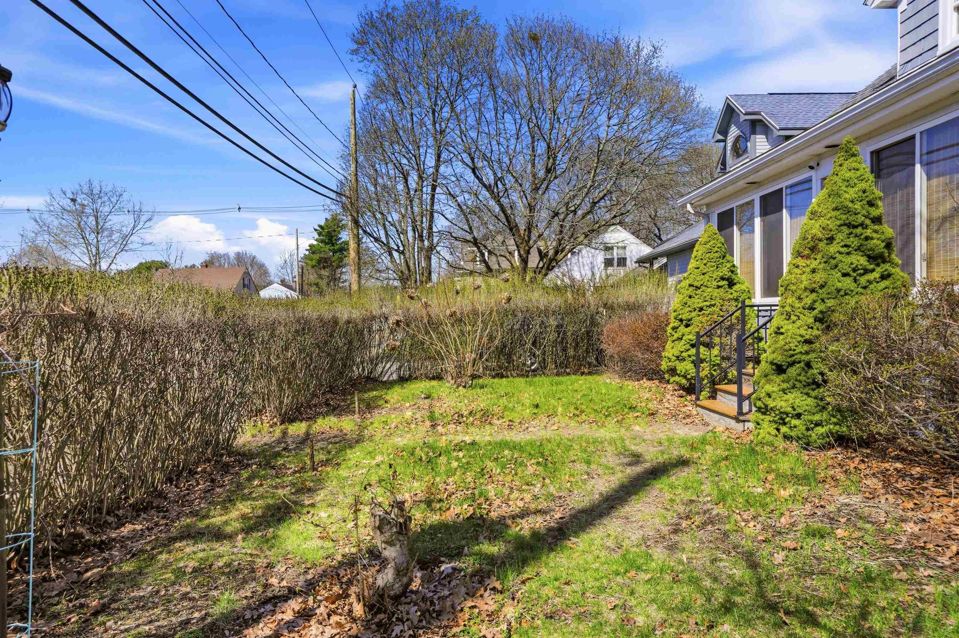 33 Walnut Street, Rochester, NH 03867 — photo 2
