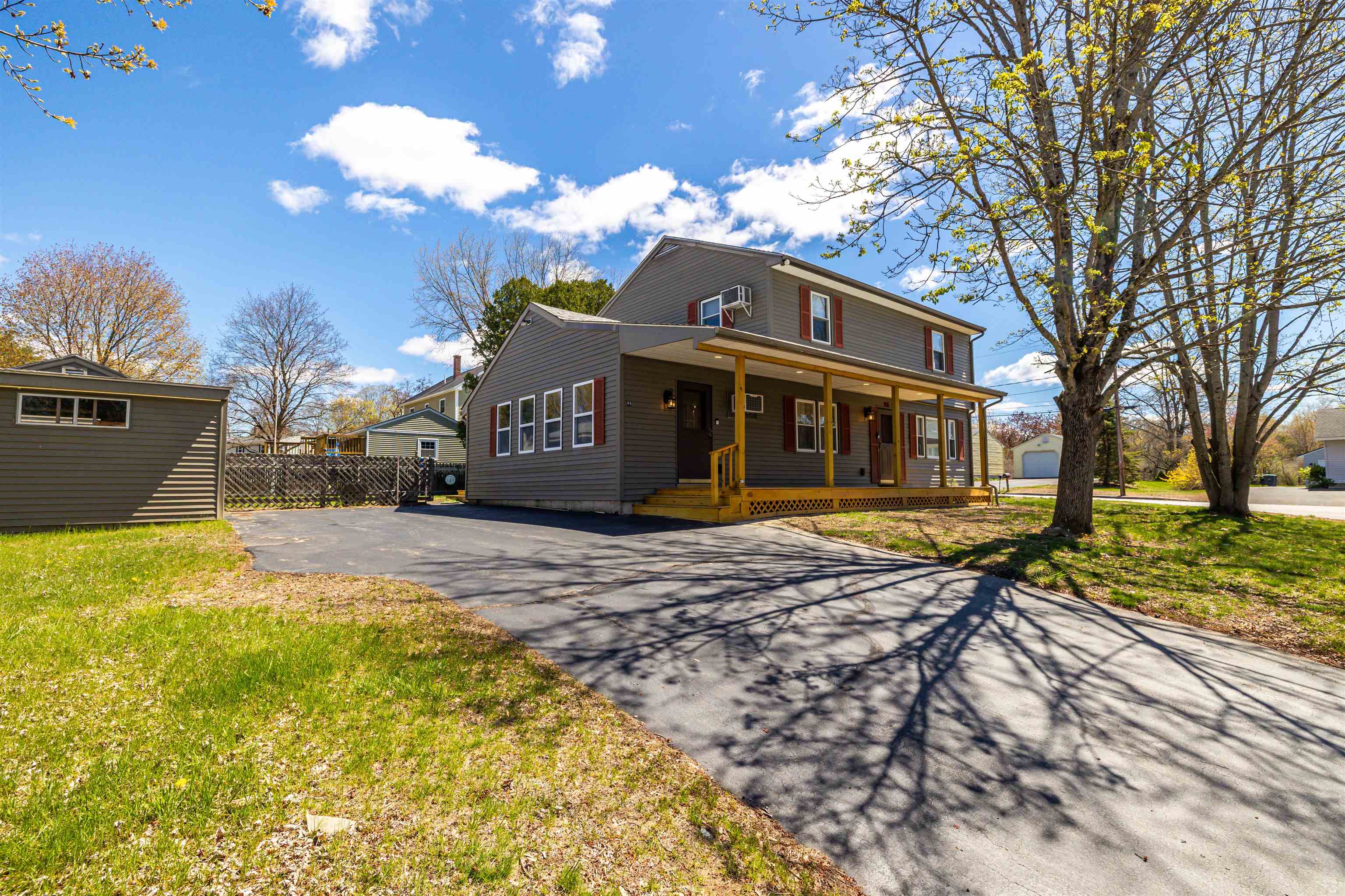44 Sherwood Meadows — photo