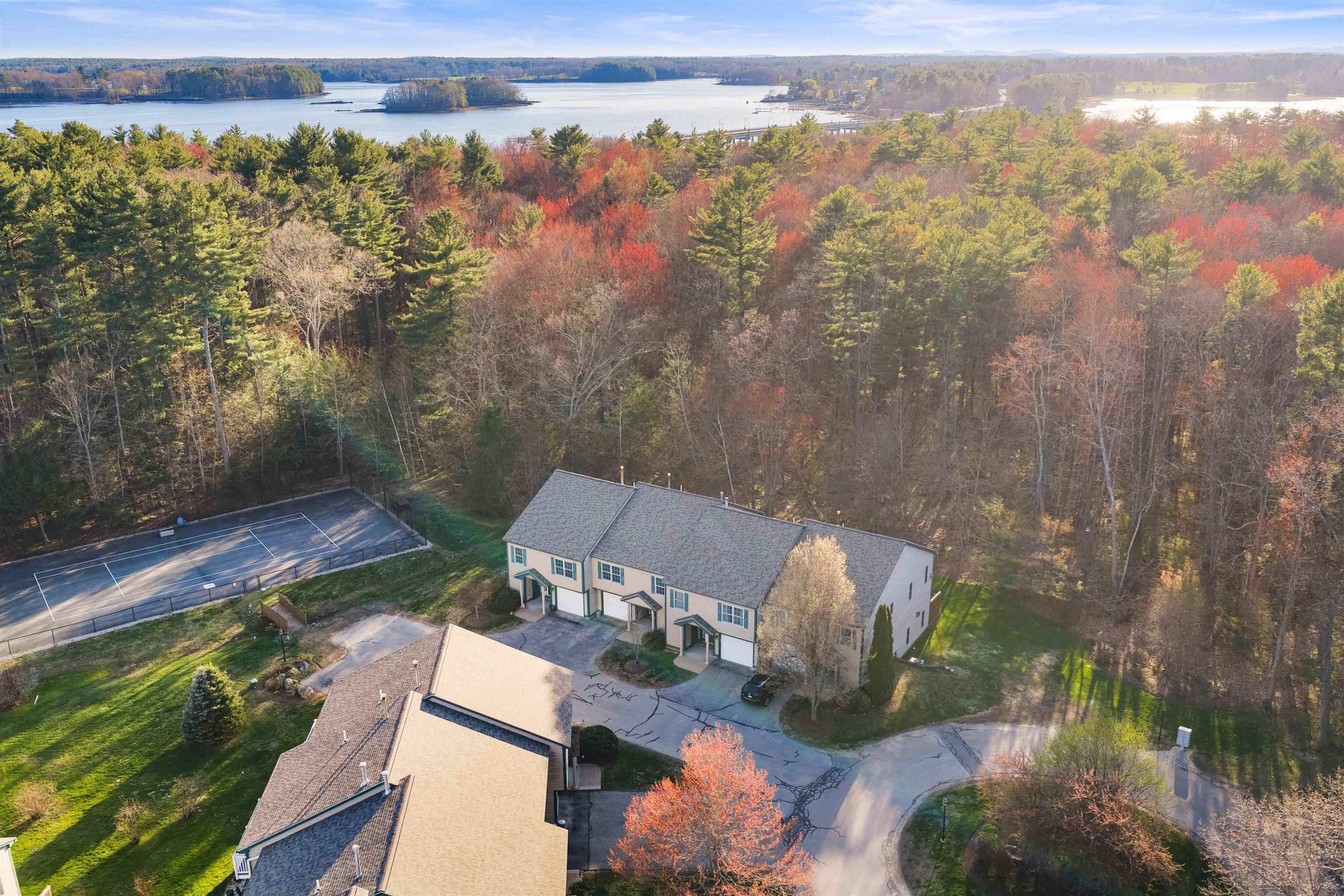 24 Deborah Lane — photo