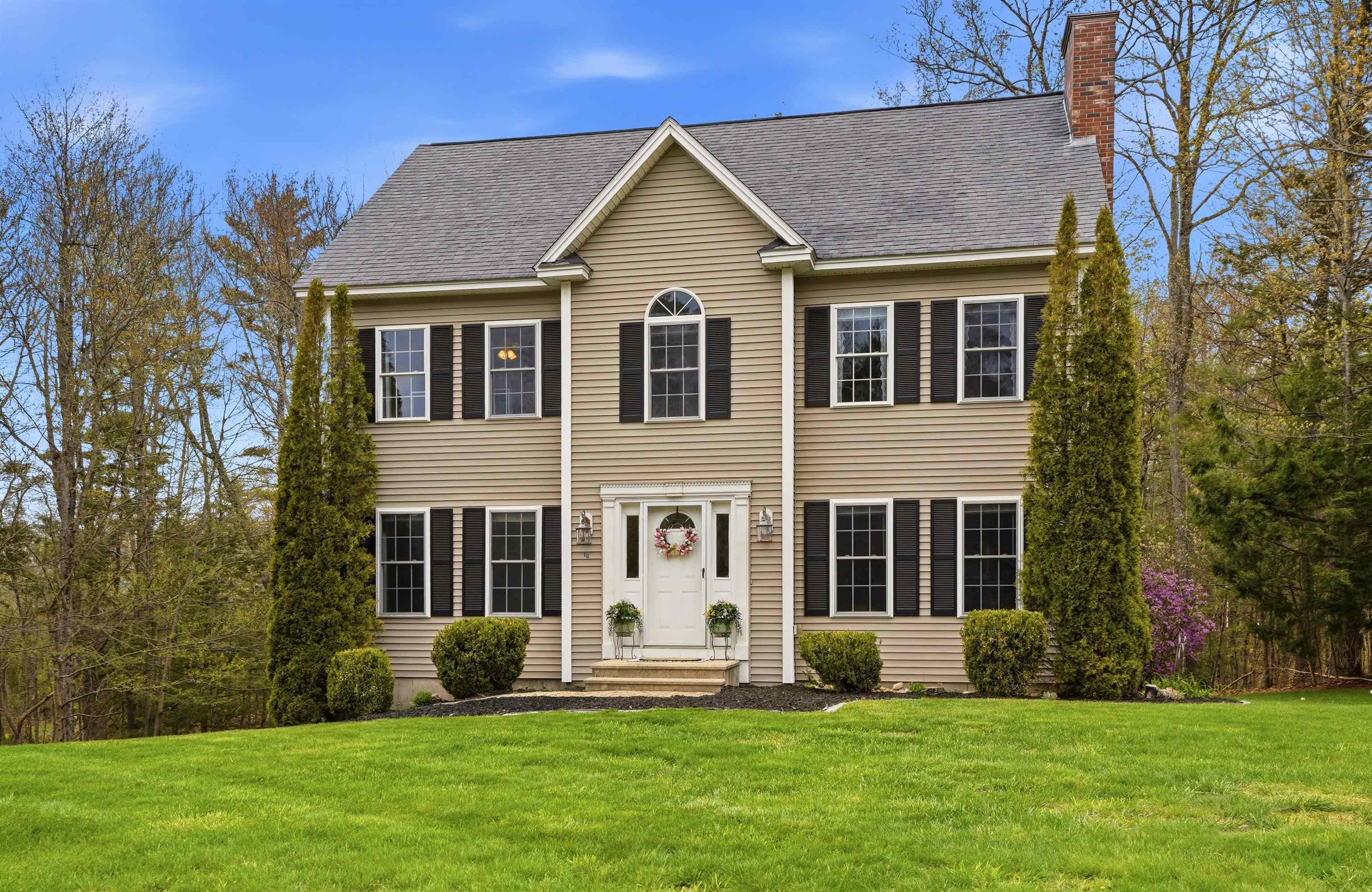 48 Daria Drive — photo