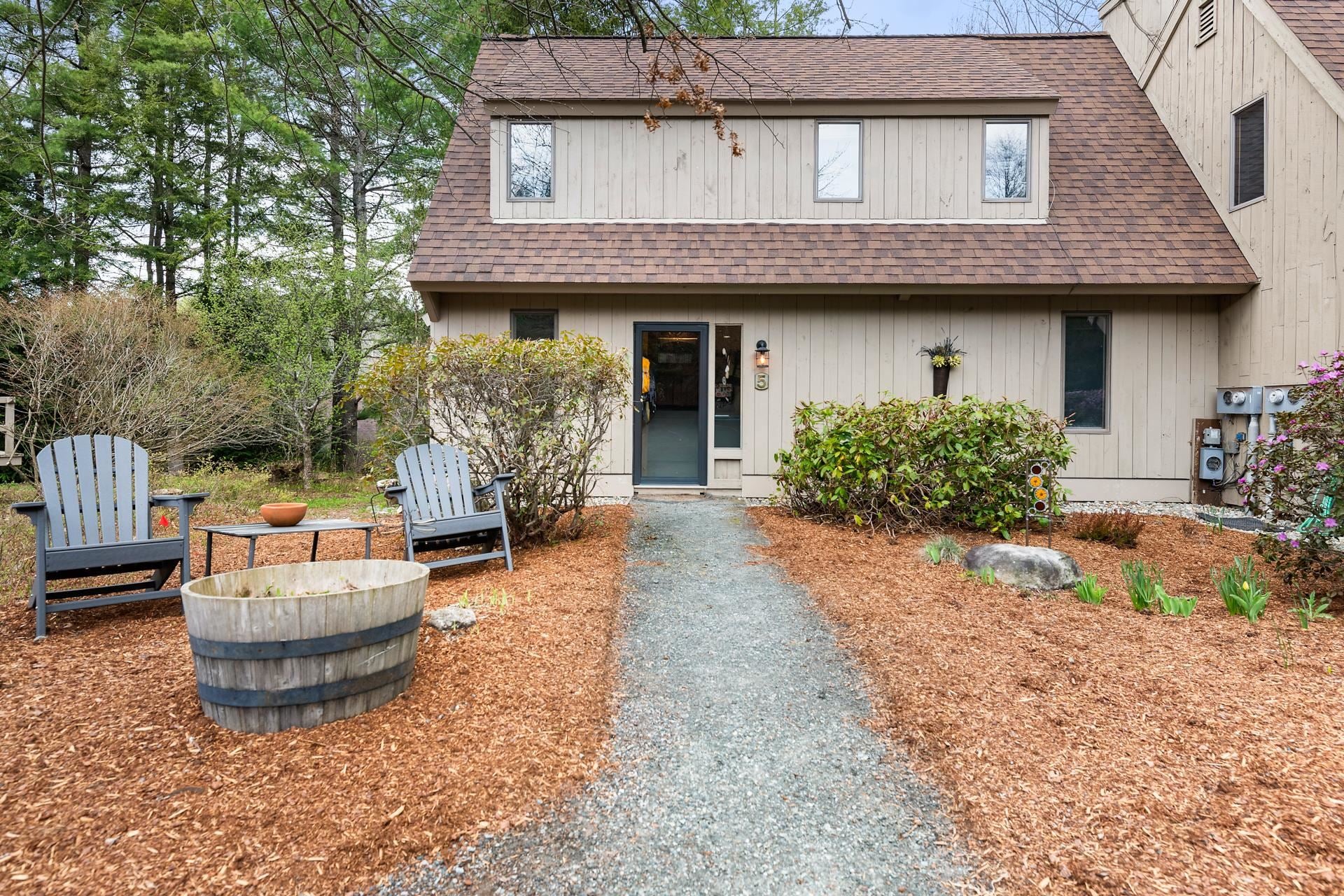 5 Pleasant Drive — photo