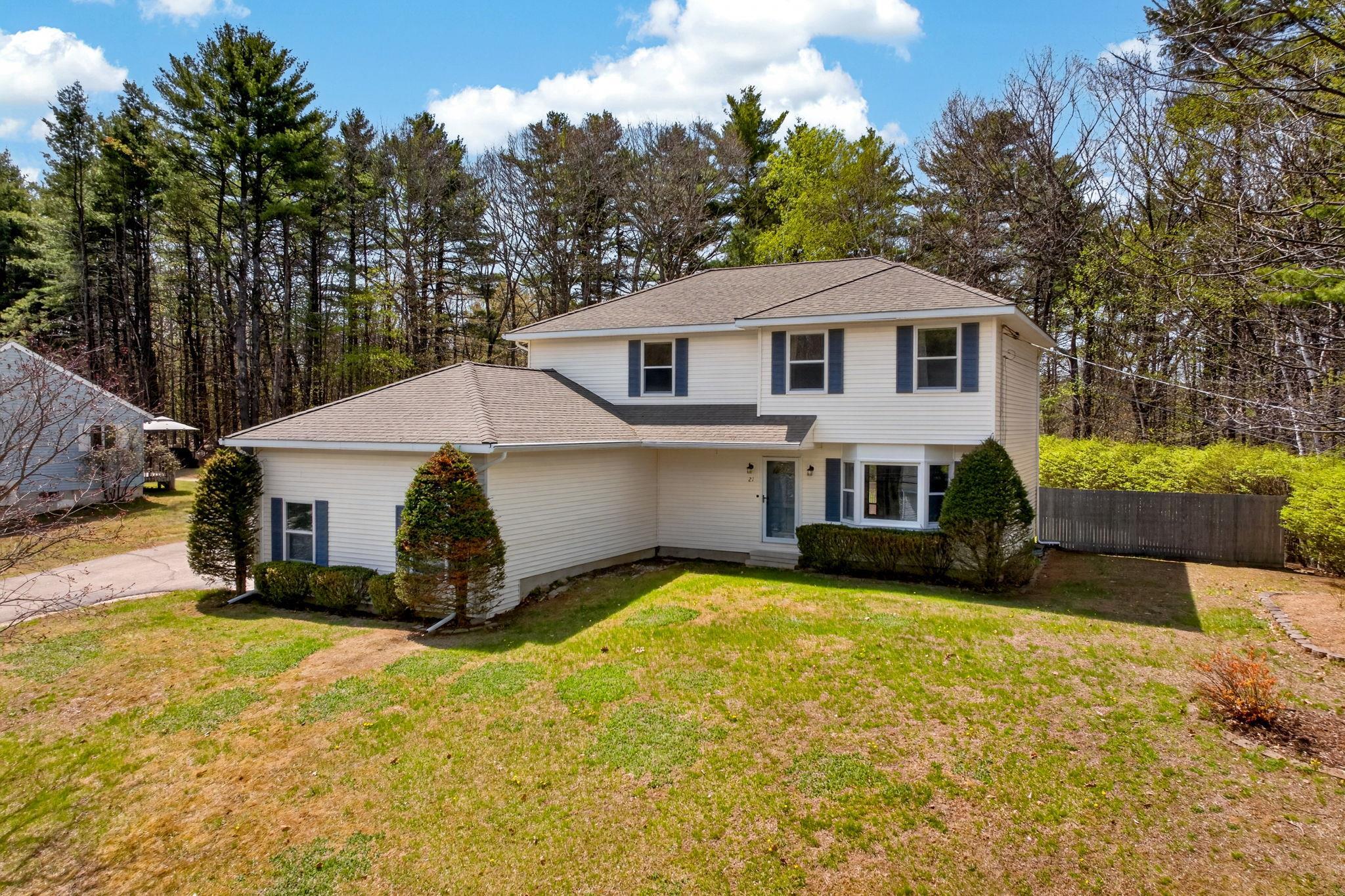 21 Emerald Drive — photo