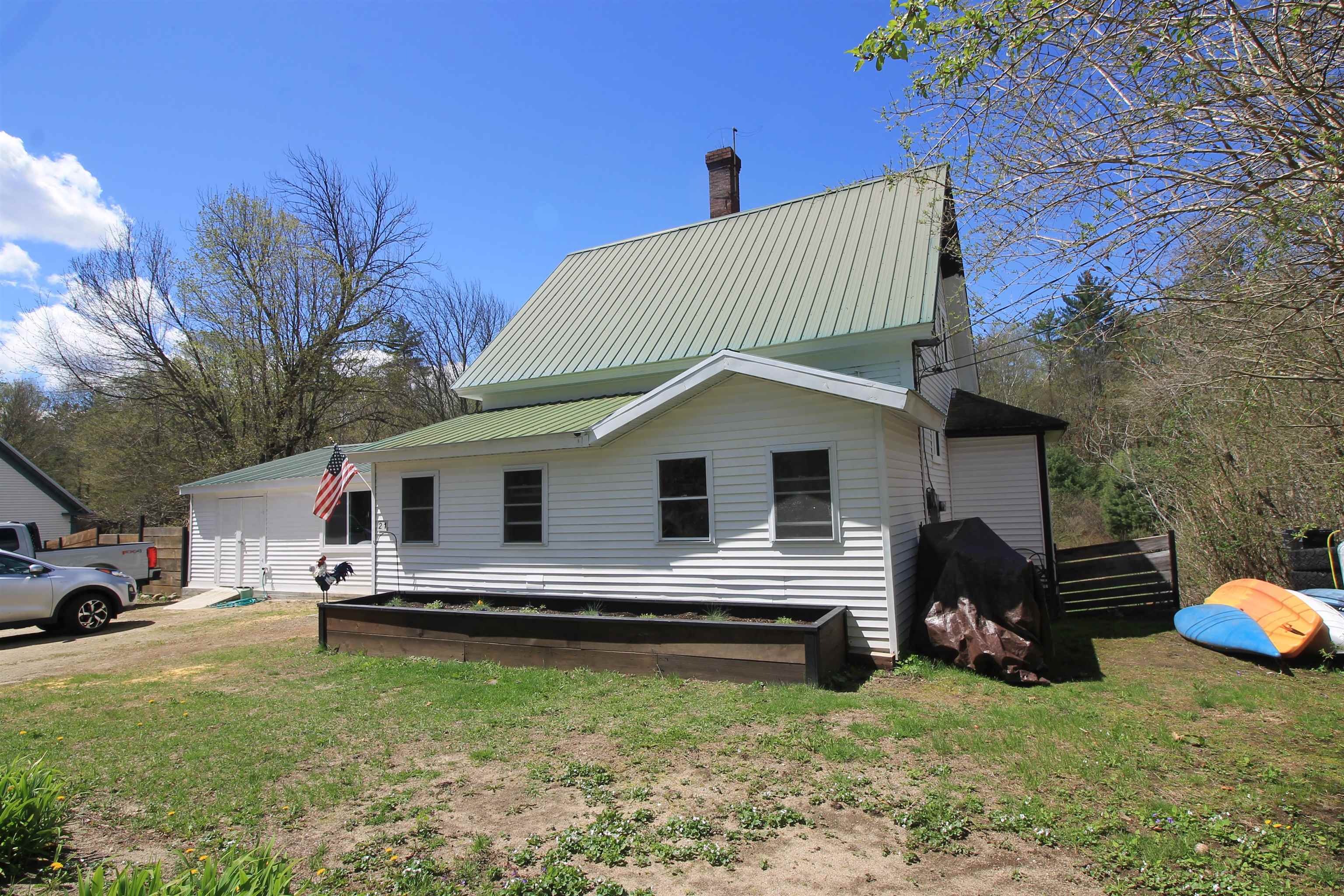21 Mirror Lake Road — photo
