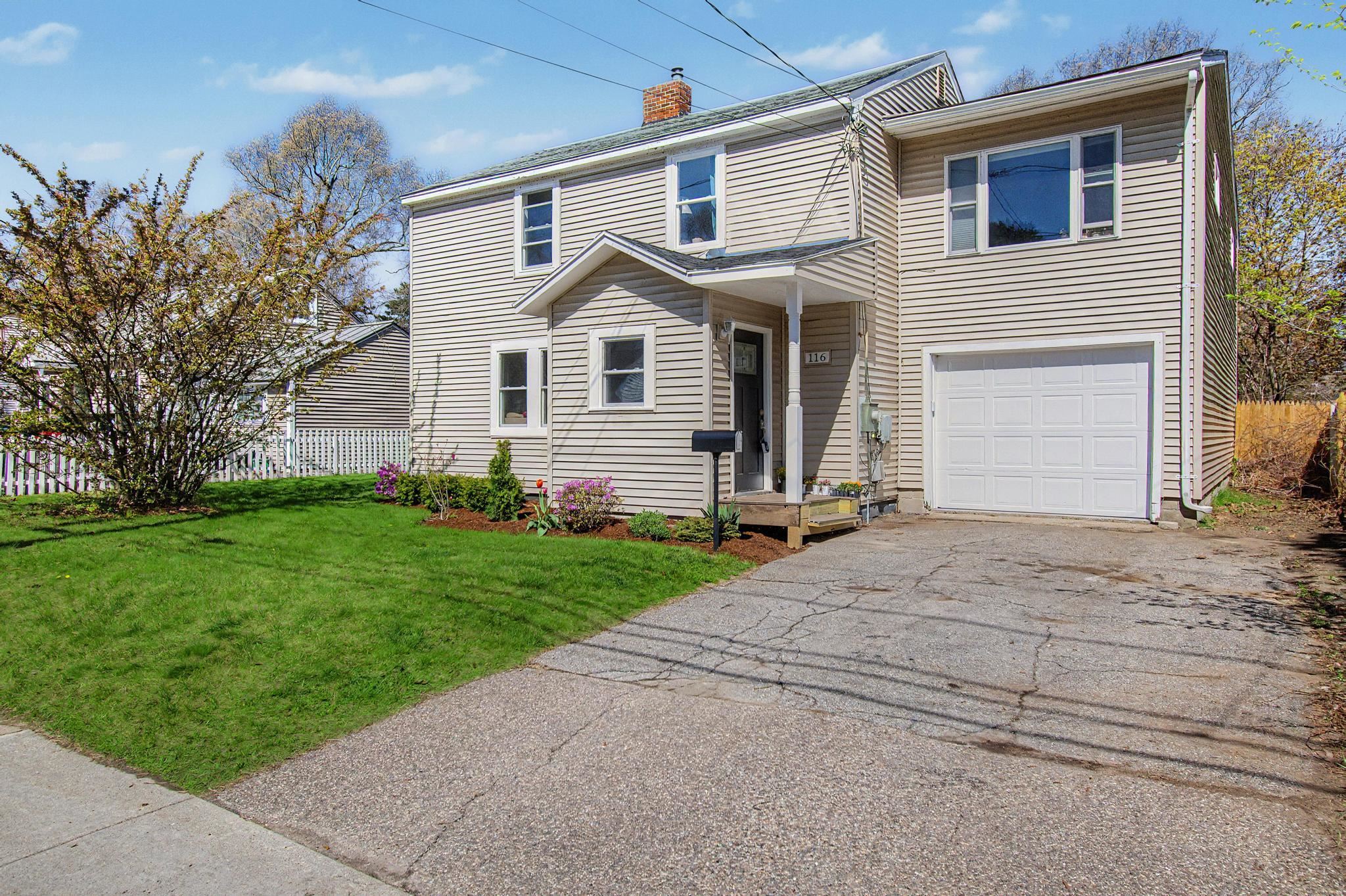 116 Woodbury Road — photo