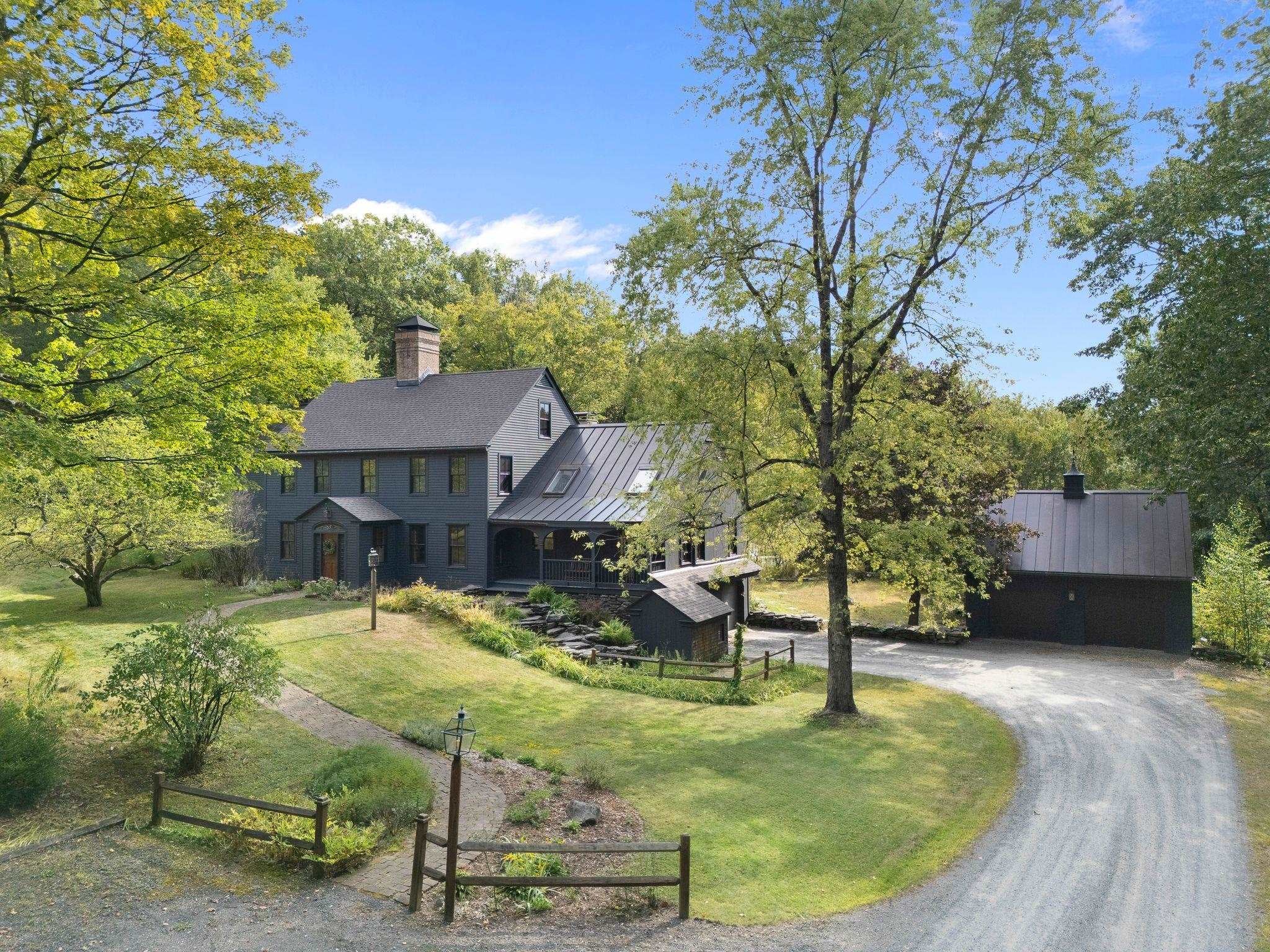 390 Pleasant Valley Road — photo