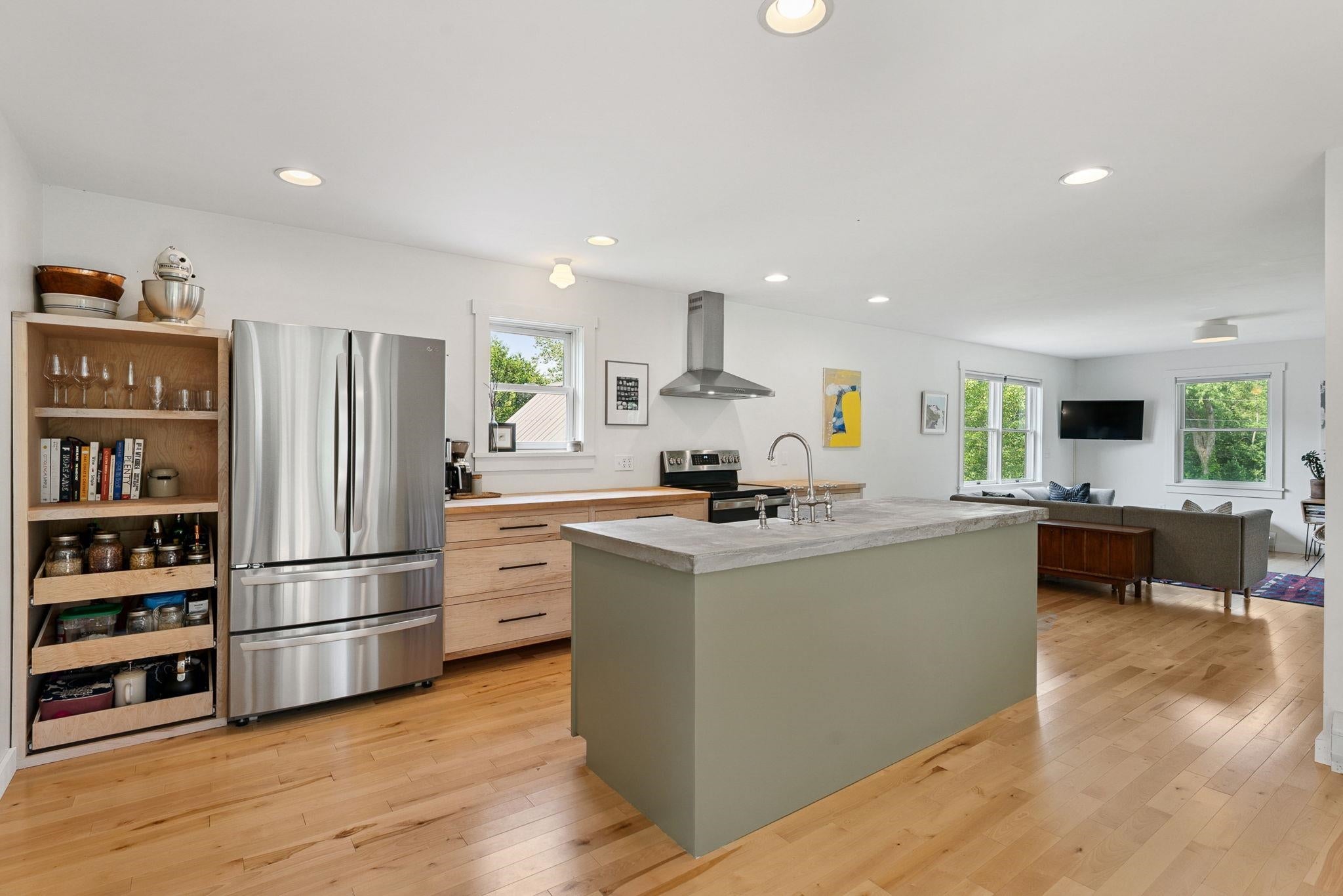 1152 Hopkins Hill Road — photo