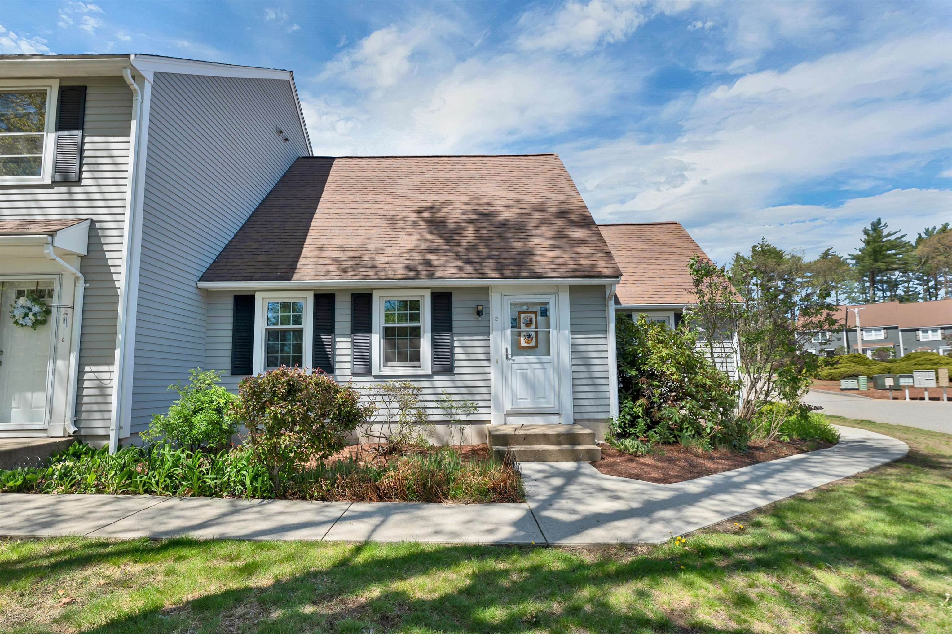 2 Aspen Lane — photo