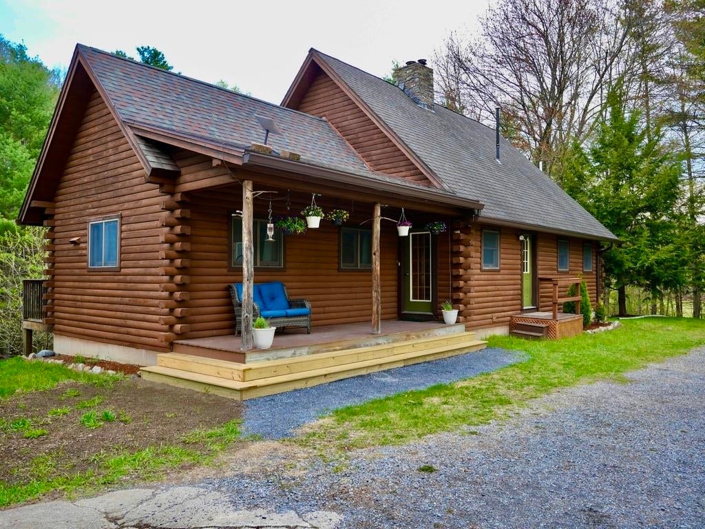 170 Needham Hill Road — photo