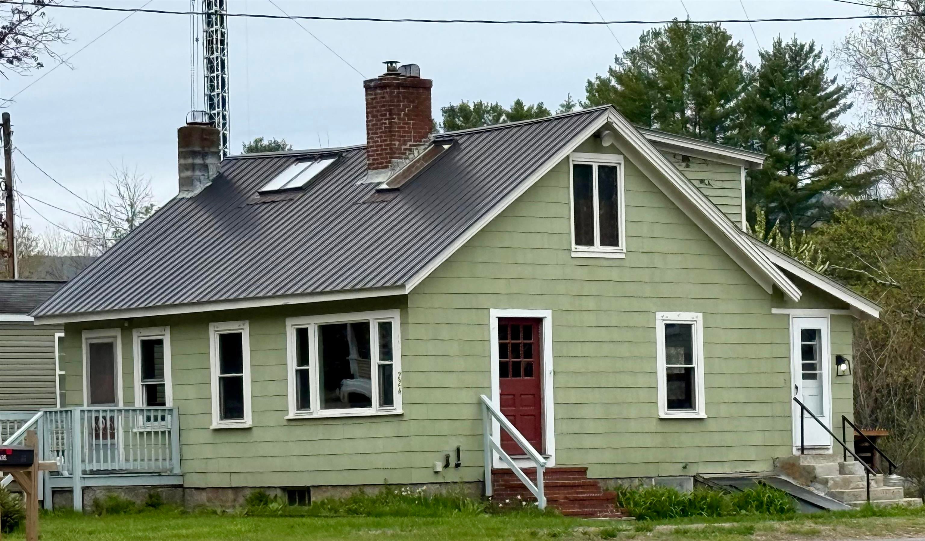 224 East Main Street — photo