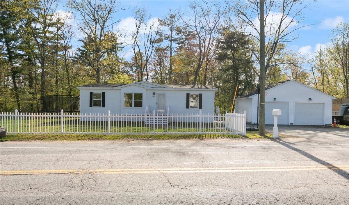 230 Chestnut Hill Road, Rochester, NH 03867