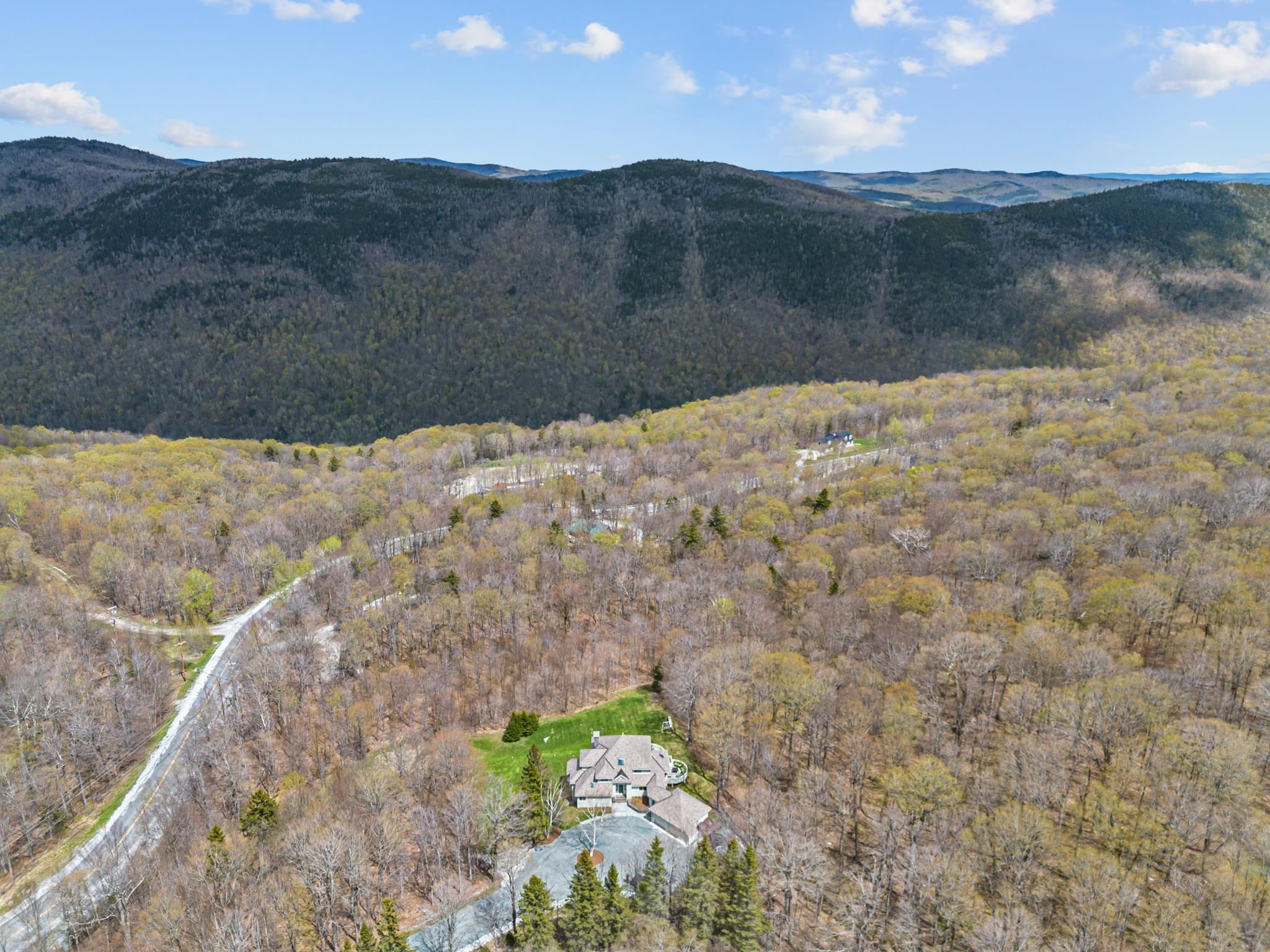 109 Mountainside Drive — photo
