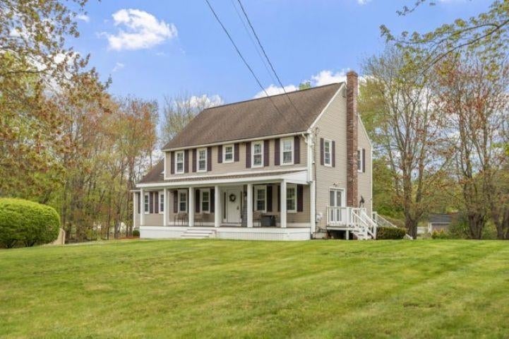 32 Amberwood Drive — photo