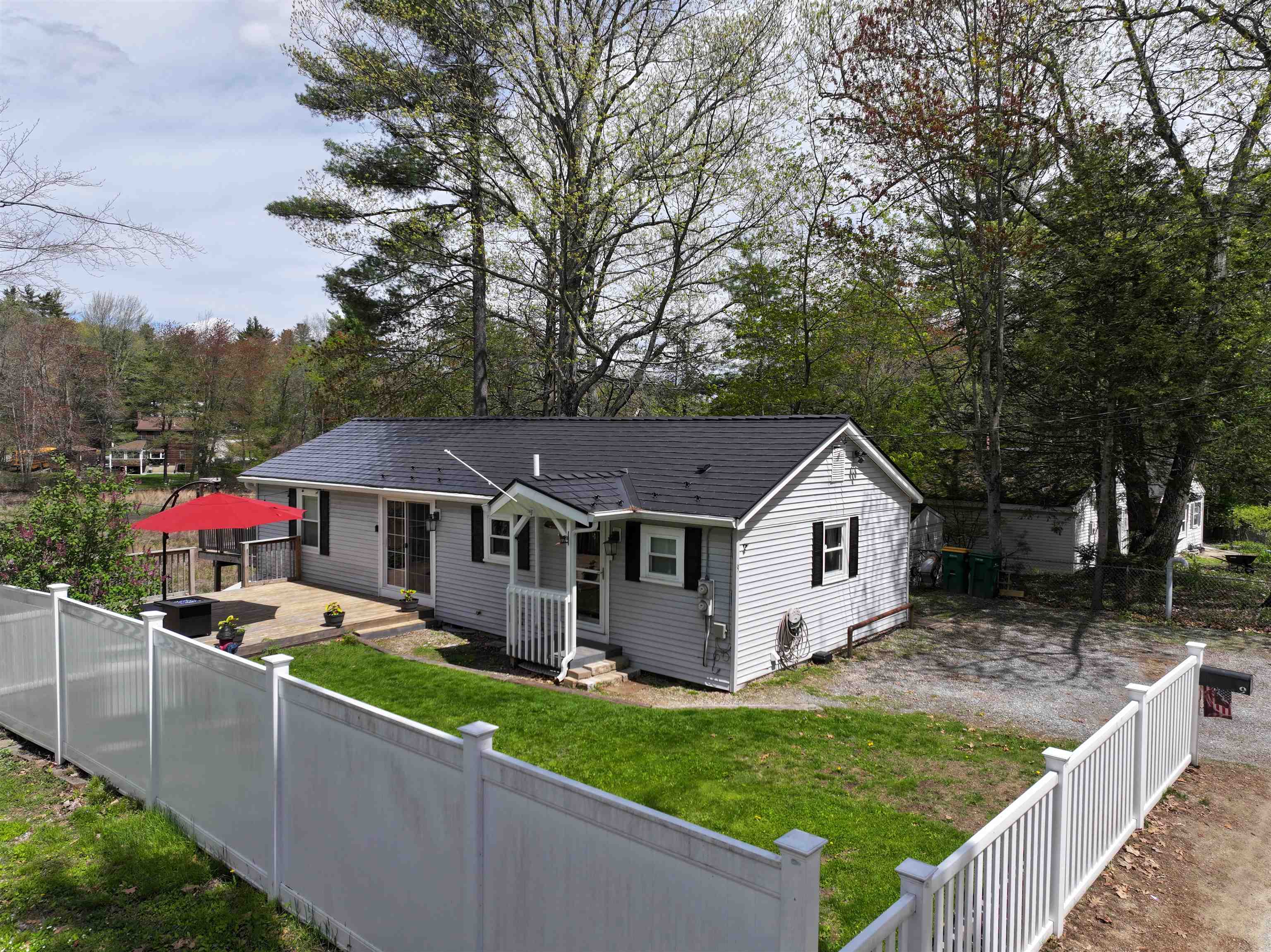 9 Riverside Drive, Fremont, NH 03044 — photo 2