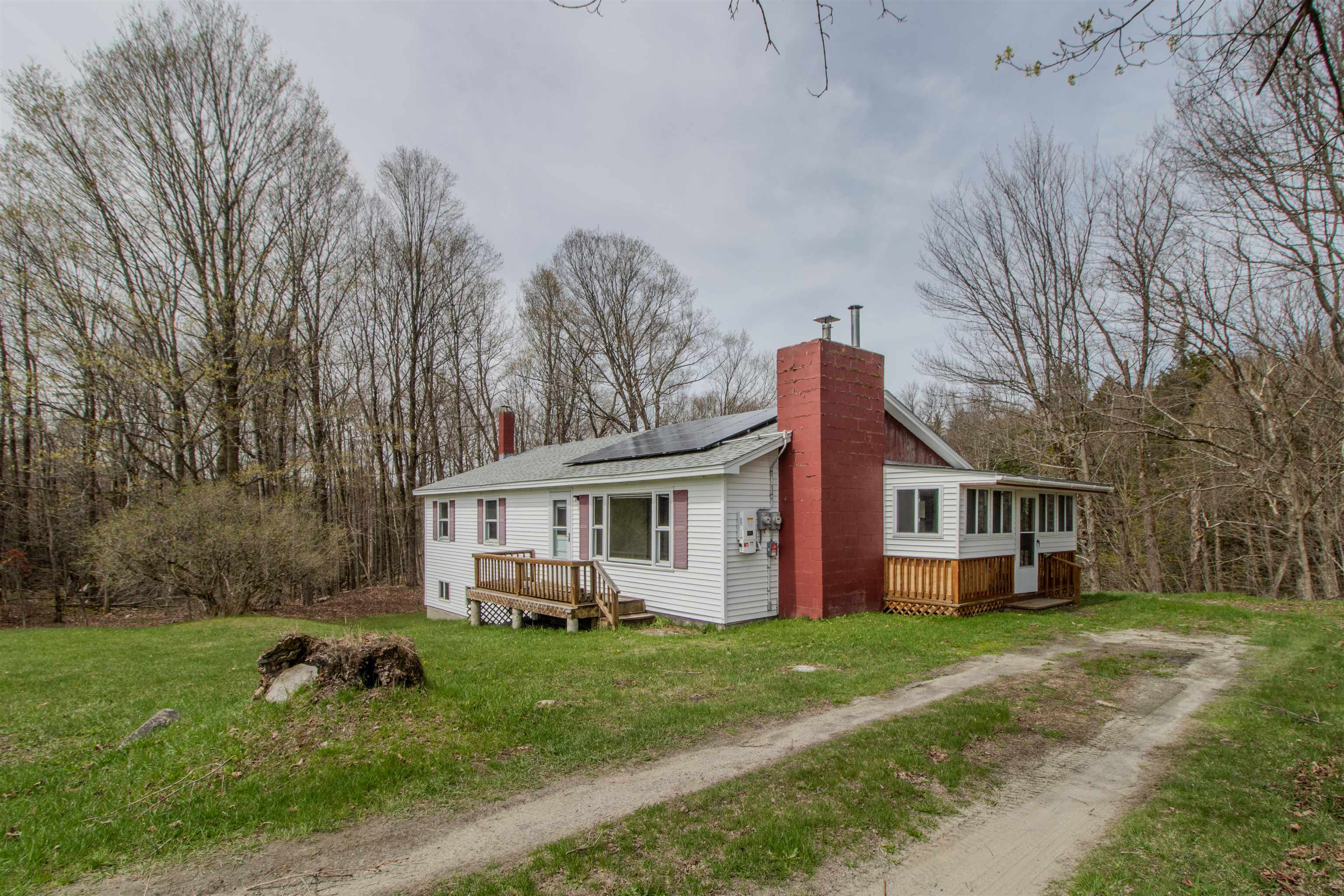 2029 Ten Mile Square Road — photo