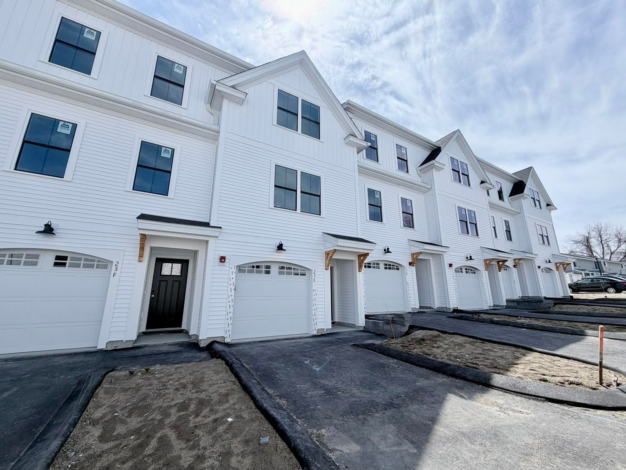 30 C Birdie Grove C — photo
